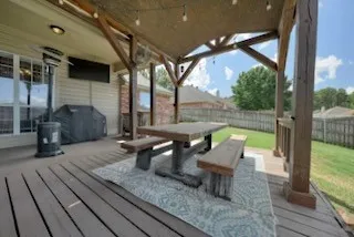 Single Family Residence For Sale in Smith County , 16594 Beauregard Drive, Tyler, Texas 75703, 3 Bedroom, 3 Bathroom, 2 Garage spaces, 1,821 Sqft, built in 2007, mls#21374233, Real Estate Agent in Tyler, Homes For Sale in Smith county, Homes For Sale in Tyler, Realtor in Tyler Texas, Real Estate Brokerage Independent Realty Texas, Luminita Cordes Realtor