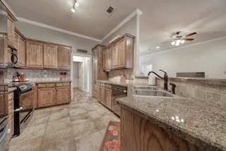 Single Family Residence For Sale in Smith County , 16594 Beauregard Drive, Tyler, Texas 75703, 3 Bedroom, 3 Bathroom, 2 Garage spaces, 1,821 Sqft, built in 2007, mls#21374233, Real Estate Agent in Tyler, Homes For Sale in Smith county, Homes For Sale in Tyler, Realtor in Tyler Texas, Real Estate Brokerage Independent Realty Texas, Luminita Cordes Realtor