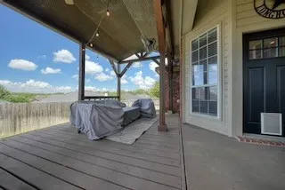 Single Family Residence For Sale in Smith County , 16594 Beauregard Drive, Tyler, Texas 75703, 3 Bedroom, 3 Bathroom, 2 Garage spaces, 1,821 Sqft, built in 2007, mls#21374233, Real Estate Agent in Tyler, Homes For Sale in Smith county, Homes For Sale in Tyler, Realtor in Tyler Texas, Real Estate Brokerage Independent Realty Texas, Luminita Cordes Realtor