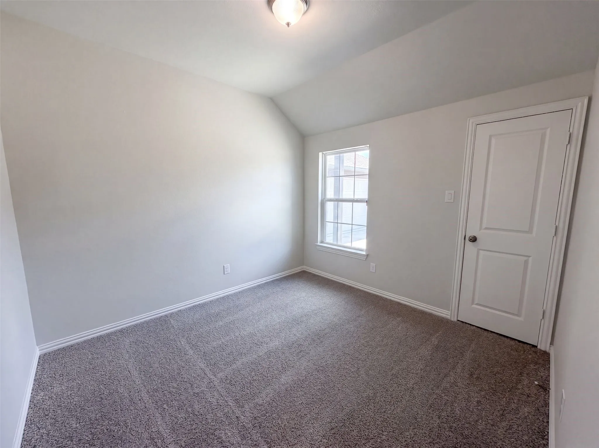 Single Family Residence For Sale in Ellis County , 301 E Jefferson Street, Palmer, Texas 75152, 4 Bedroom, 2 Bathroom, 2 Garage spaces, 1,758 Sqft, built in 2020, mls#21375237, Real Estate Agent in Palmer, Homes For Sale in Ellis county, Homes For Sale in Palmer, Realtor in Palmer Texas, Real Estate Brokerage Independent Realty Texas, Luminita Cordes Realtor