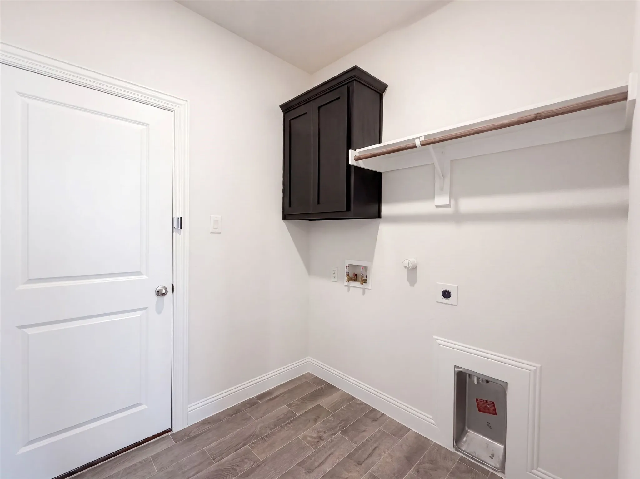 Single Family Residence For Sale in Collin County , 2929 Log Cabin Drive, Celina, Texas 75009, 5 Bedroom, 4 Bathroom, 3 Garage spaces, 3,163 Sqft, built in 2021, mls#21379171, Real Estate Agent in Celina, Homes For Sale in Collin county, Homes For Sale in Celina, Realtor in Celina Texas, Real Estate Brokerage Independent Realty Texas, Luminita Cordes Realtor