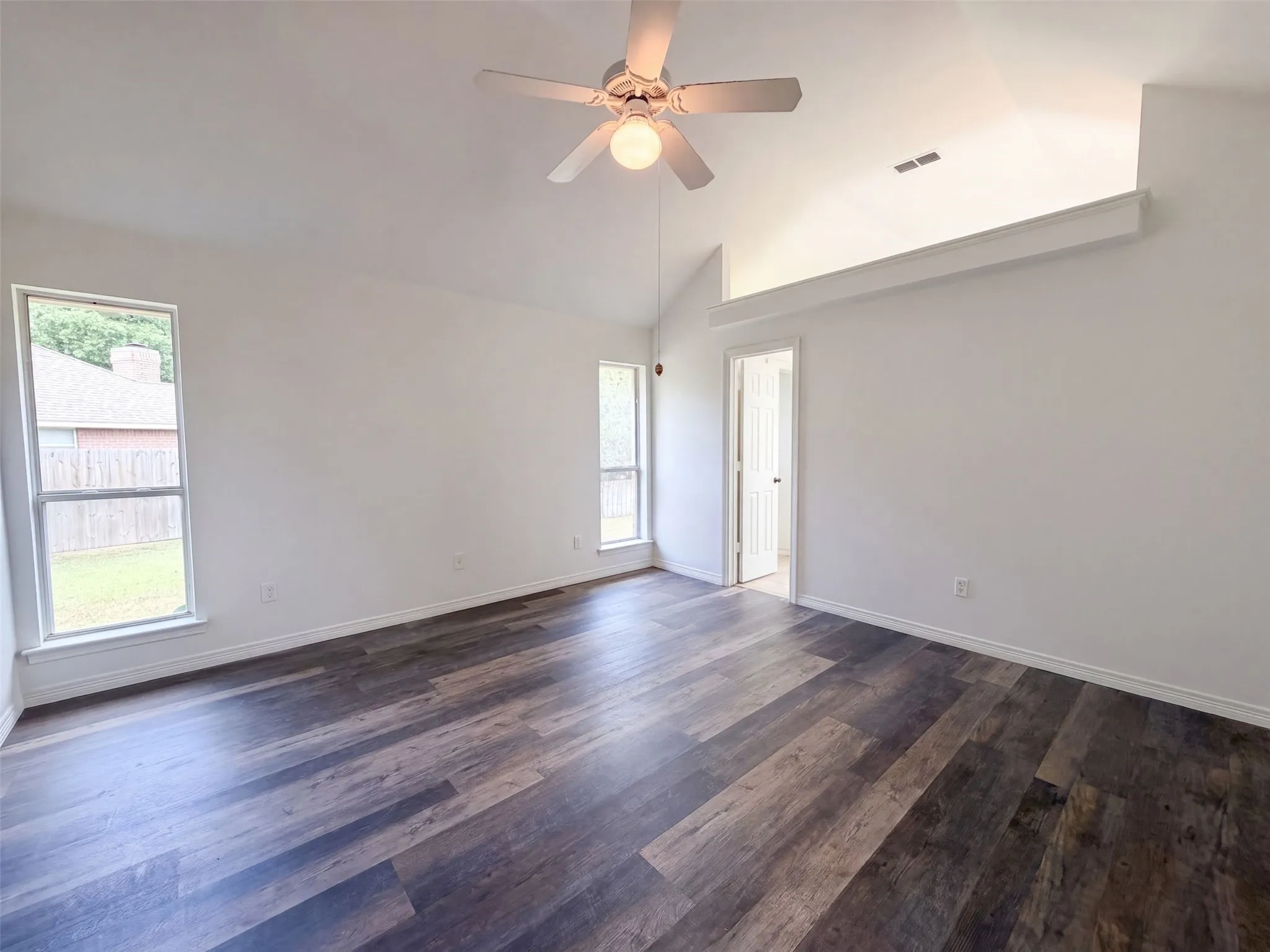 Single Family Residence For Sale in Ellis County , 1623 W Pleasant Drive, Midlothian, Texas 76065, 4 Bedroom, 2 Bathroom, 2 Garage spaces, 1,792 Sqft, built in 1996, mls#21378813, Real Estate Agent in Midlothian, Homes For Sale in Ellis county, Homes For Sale in Midlothian, Realtor in Midlothian Texas, Real Estate Brokerage Independent Realty Texas, Luminita Cordes Realtor