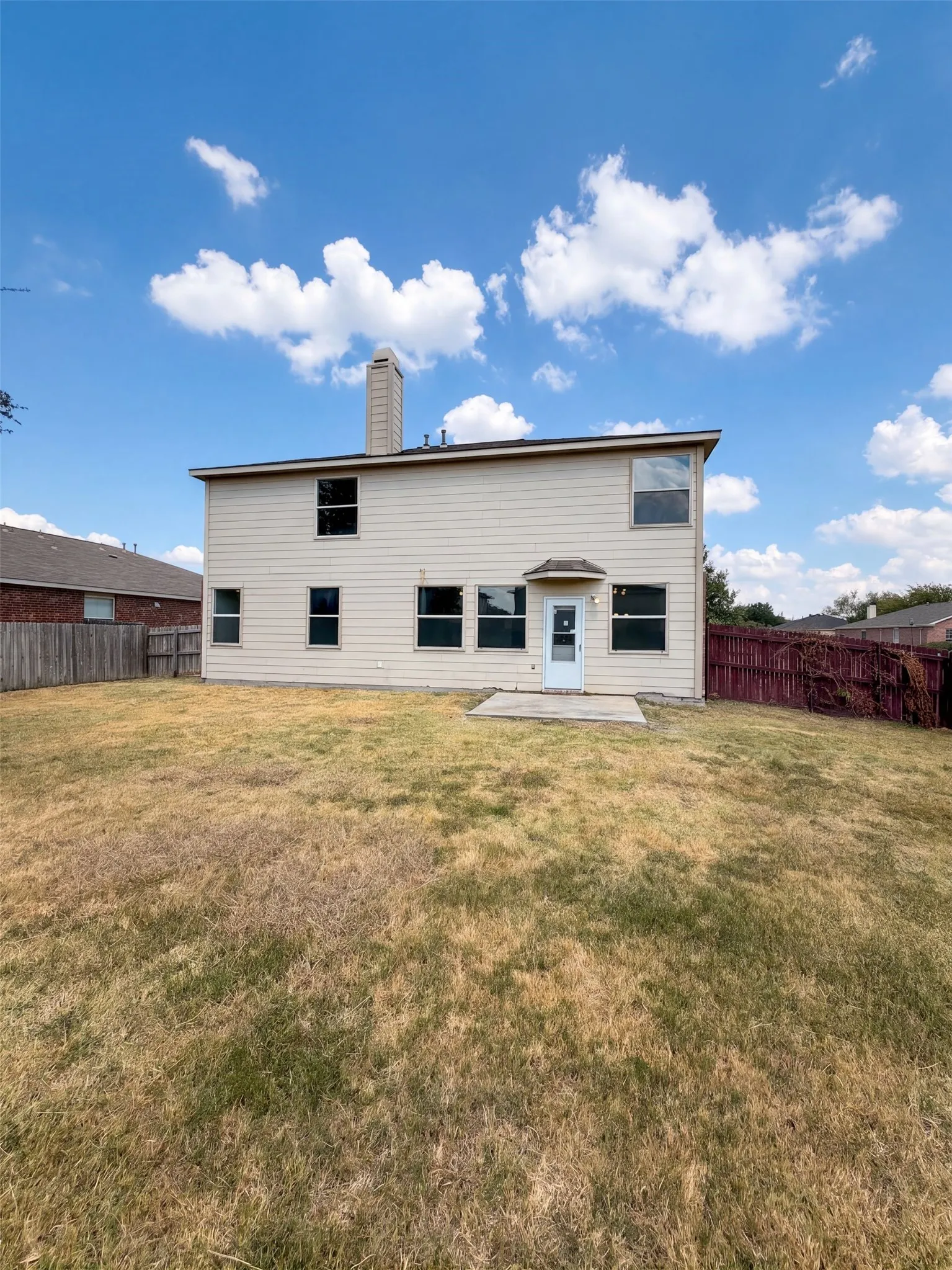 Single Family Residence For Sale in Denton County , 2220 Sumac Drive, Little Elm, Texas 75068, 4 Bedroom, 3 Bathroom, 2 Garage spaces, 2,611 Sqft, built in 2001, mls#21378686, Real Estate Agent in Little Elm, Homes For Sale in Denton county, Homes For Sale in Little Elm, Realtor in Little Elm Texas, Real Estate Brokerage Independent Realty Texas, Luminita Cordes Realtor