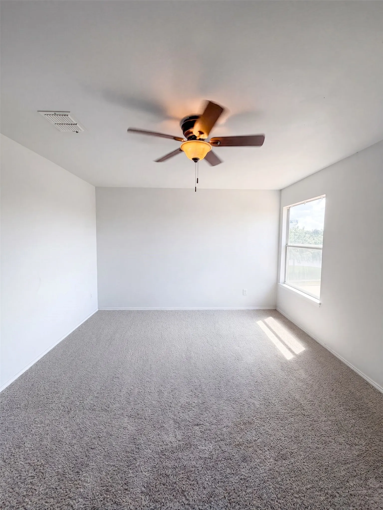 Single Family Residence For Sale in Denton County , 2220 Sumac Drive, Little Elm, Texas 75068, 4 Bedroom, 3 Bathroom, 2 Garage spaces, 2,611 Sqft, built in 2001, mls#21378686, Real Estate Agent in Little Elm, Homes For Sale in Denton county, Homes For Sale in Little Elm, Realtor in Little Elm Texas, Real Estate Brokerage Independent Realty Texas, Luminita Cordes Realtor
