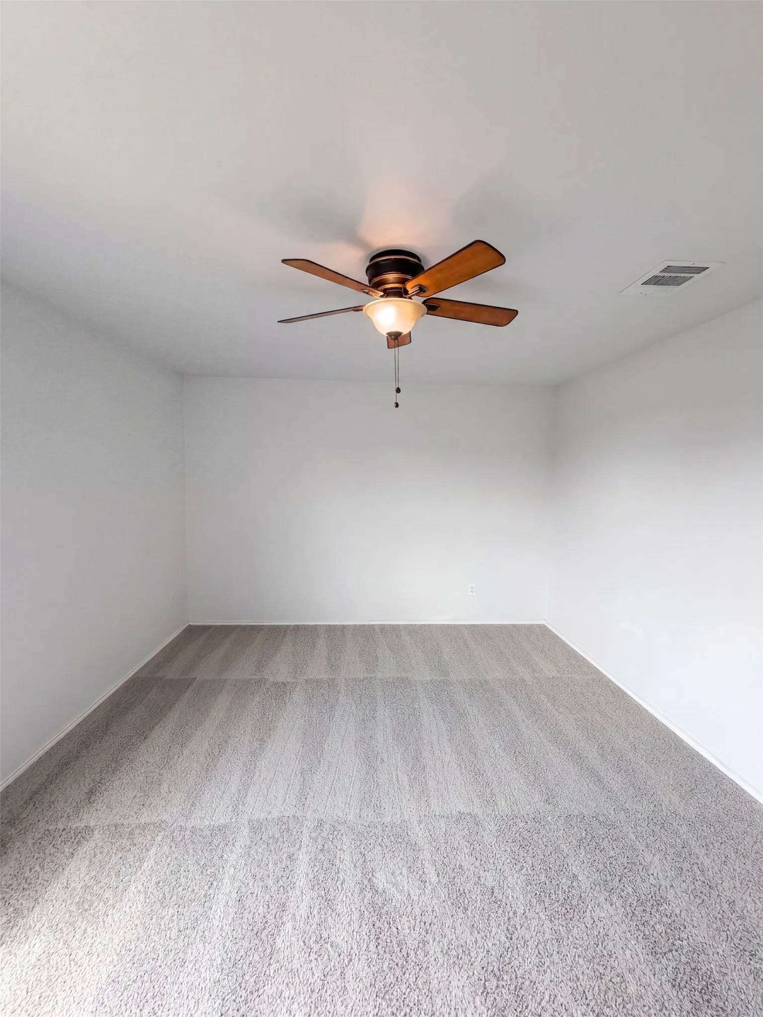 Single Family Residence For Sale in Denton County , 2220 Sumac Drive, Little Elm, Texas 75068, 4 Bedroom, 3 Bathroom, 2 Garage spaces, 2,611 Sqft, built in 2001, mls#21378686, Real Estate Agent in Little Elm, Homes For Sale in Denton county, Homes For Sale in Little Elm, Realtor in Little Elm Texas, Real Estate Brokerage Independent Realty Texas, Luminita Cordes Realtor