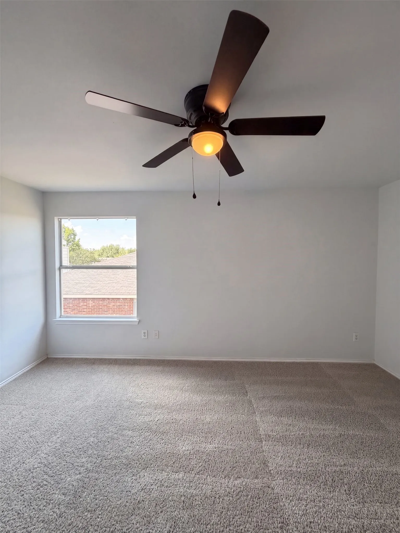 Single Family Residence For Sale in Denton County , 2220 Sumac Drive, Little Elm, Texas 75068, 4 Bedroom, 3 Bathroom, 2 Garage spaces, 2,611 Sqft, built in 2001, mls#21378686, Real Estate Agent in Little Elm, Homes For Sale in Denton county, Homes For Sale in Little Elm, Realtor in Little Elm Texas, Real Estate Brokerage Independent Realty Texas, Luminita Cordes Realtor