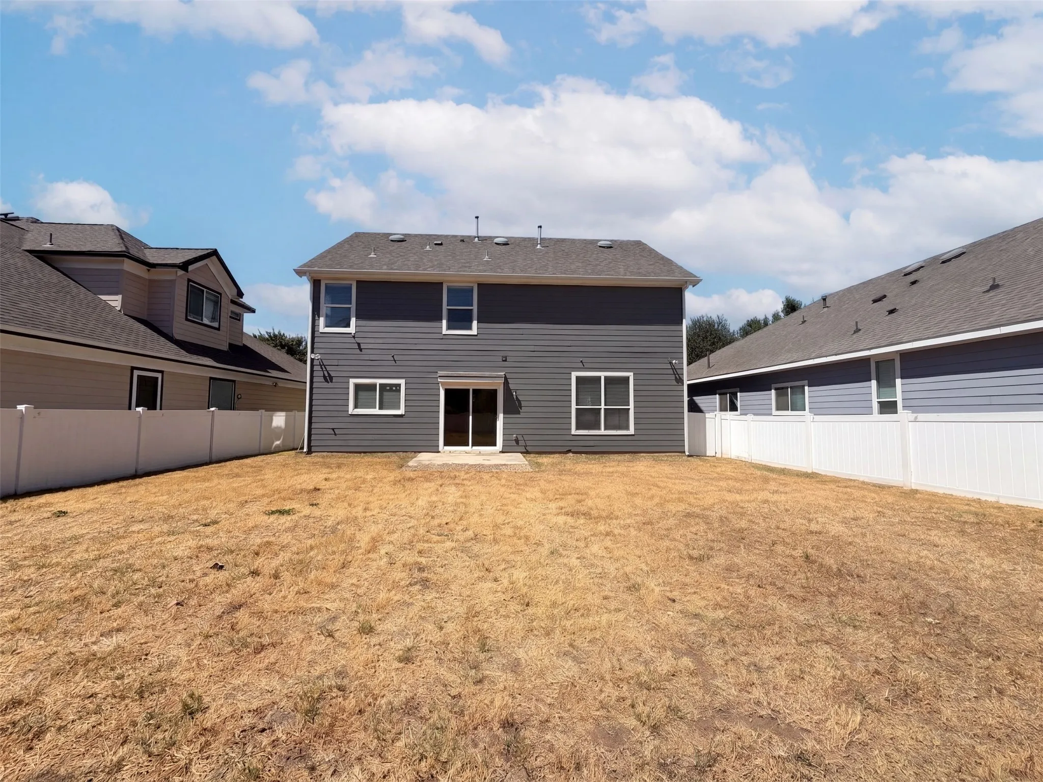 Single Family Residence For Sale in Denton County , 1924 Hartwell Court, Providence Village, Texas 76227, 4 Bedroom, 3 Bathroom, 2 Garage spaces, 2,351 Sqft, built in 2010, mls#21378053, Real Estate Agent in Providence Village, Homes For Sale in Denton county, Homes For Sale in Providence Village, Realtor in Providence Village Texas, Real Estate Brokerage Independent Realty Texas, Luminita Cordes Realtor