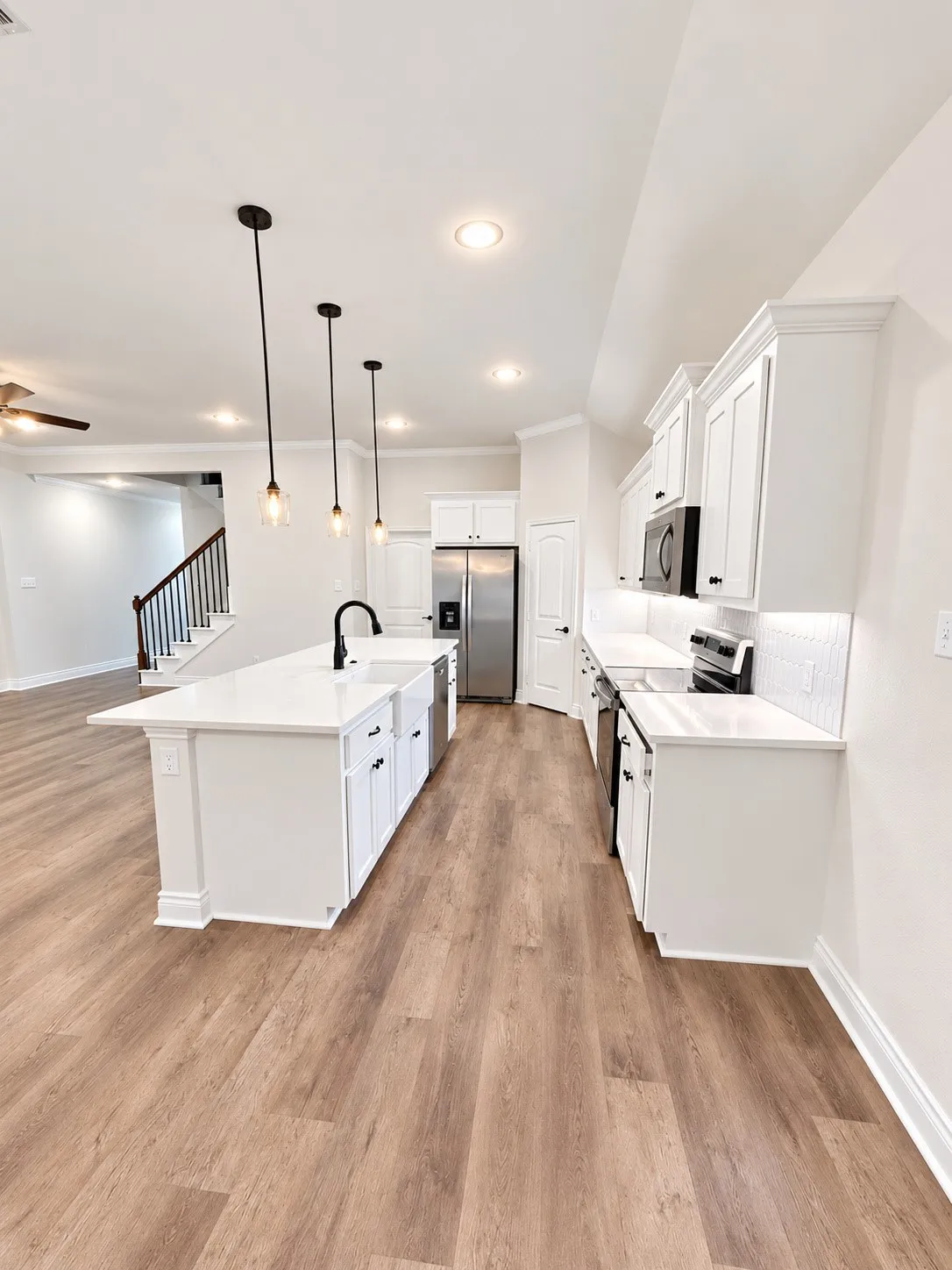 Single Family Residence For Rent in Hunt County , 8406 Grant Lane, Greenville, Texas 75402, 3 Bedroom, 3 Bathroom, 2 Garage spaces, 2,182 Sqft, built in 2021, mls#21380701, Real Estate Agent in Greenville, Homes For Rent in Hunt county, Homes For Rent in Greenville, Realtor in Greenville Texas, Real Estate Brokerage Independent Realty Texas, Luminita Cordes Realtor