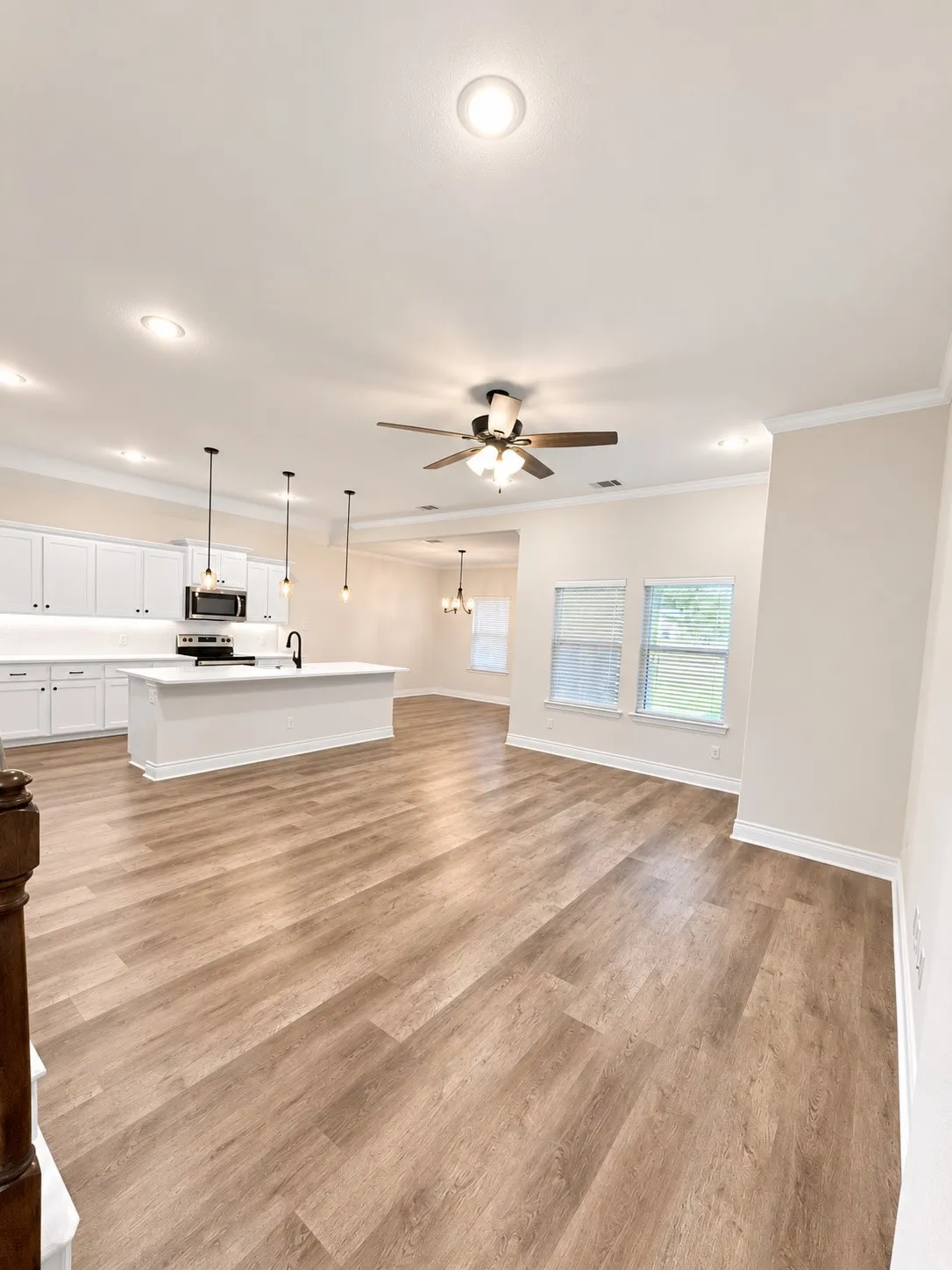 Single Family Residence For Rent in Hunt County , 8406 Grant Lane, Greenville, Texas 75402, 3 Bedroom, 3 Bathroom, 2 Garage spaces, 2,182 Sqft, built in 2021, mls#21380701, Real Estate Agent in Greenville, Homes For Rent in Hunt county, Homes For Rent in Greenville, Realtor in Greenville Texas, Real Estate Brokerage Independent Realty Texas, Luminita Cordes Realtor