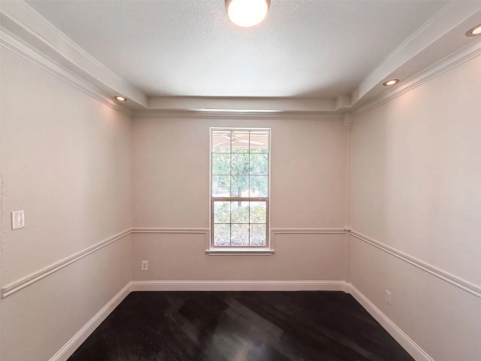 Single Family Residence For Sale in Parker County , 625 River Rock Drive, Azle, Texas 76020, 4 Bedroom, 4 Bathroom, 2 Garage spaces, 2,326 Sqft, built in 2016, mls#21377359, Real Estate Agent in Azle, Homes For Sale in Parker county, Homes For Sale in Azle, Realtor in Azle Texas, Real Estate Brokerage Independent Realty Texas, Luminita Cordes Realtor
