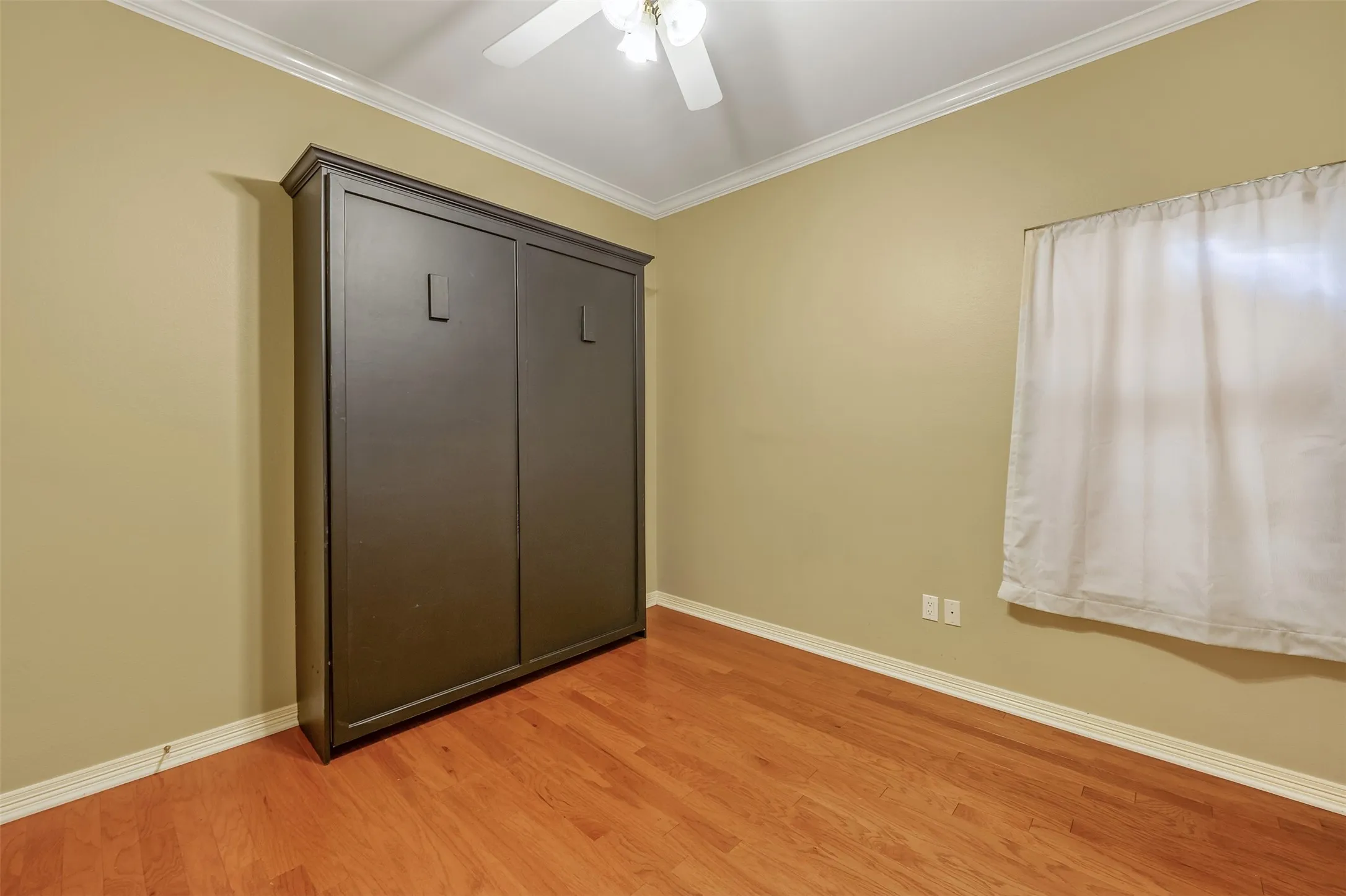 Single Family Residence For Sale in Smith County , 602 Paloma, Tyler, Texas 75703, 3 Bedroom, 2 Bathroom, 2 Garage spaces, 2,086 Sqft, built in 1995, mls#21380695, Real Estate Agent in Tyler, Homes For Sale in Smith county, Homes For Sale in Tyler, Realtor in Tyler Texas, Real Estate Brokerage Independent Realty Texas, Luminita Cordes Realtor