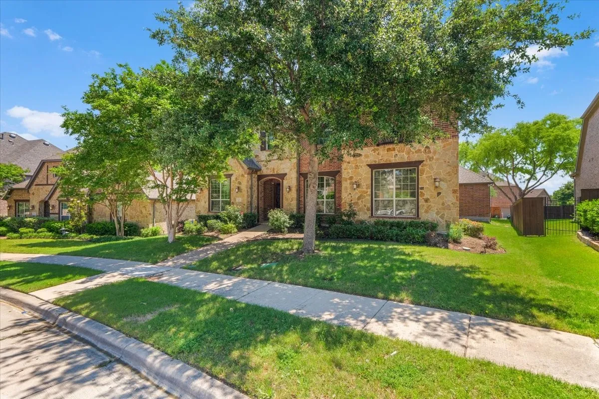 Single Family Residence For Rent in Dallas County , 116 San Bernard Drive, Irving, Texas 75039, 6 Bedroom, 6 Bathroom, 3 Garage spaces, 5,013 Sqft, built in 2010, mls#21380709, Real Estate Agent in Irving, Homes For Rent in Dallas county, Homes For Rent in Irving, Realtor in Irving Texas, Real Estate Brokerage Independent Realty Texas, Luminita Cordes Realtor