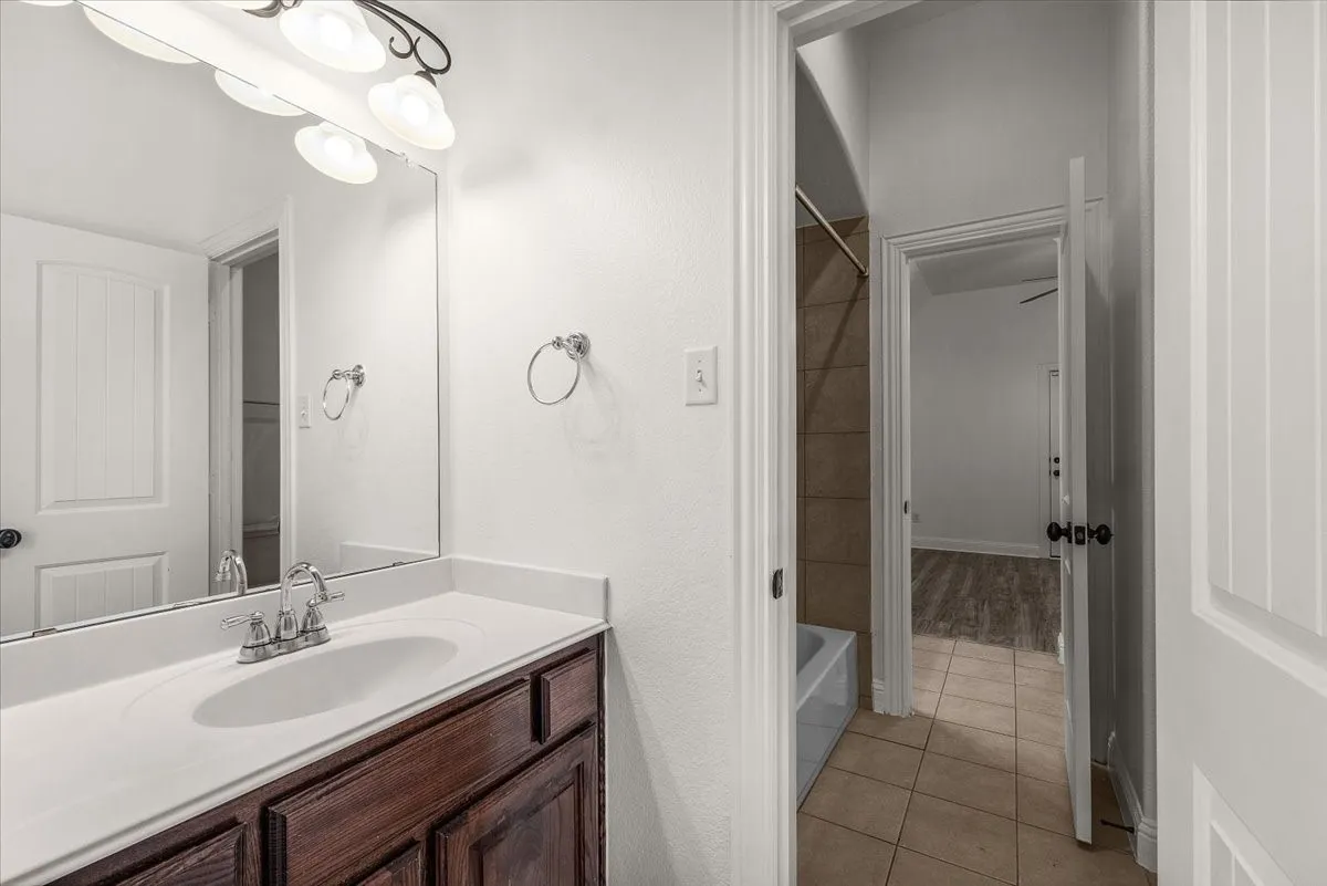 Single Family Residence For Rent in Dallas County , 116 San Bernard Drive, Irving, Texas 75039, 6 Bedroom, 6 Bathroom, 3 Garage spaces, 5,013 Sqft, built in 2010, mls#21380709, Real Estate Agent in Irving, Homes For Rent in Dallas county, Homes For Rent in Irving, Realtor in Irving Texas, Real Estate Brokerage Independent Realty Texas, Luminita Cordes Realtor
