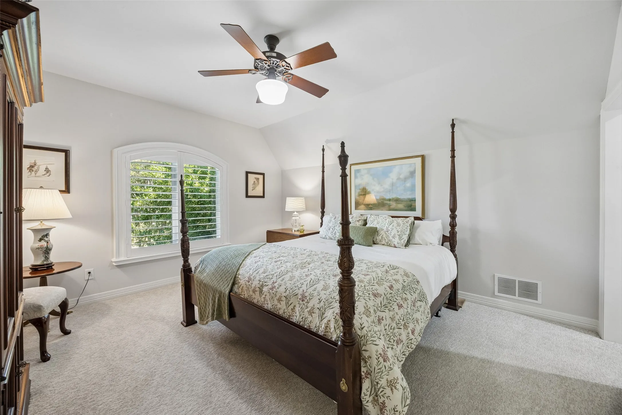 Single Family Residence For Sale in Dallas County , 6130 Lavendale Avenue, Dallas, Texas 75230, 5 Bedroom, 6 Bathroom, 3 Garage spaces, 5,872 Sqft, built in 2006, mls#21380258, Real Estate Agent in Dallas, Homes For Sale in Dallas county, Homes For Sale in Dallas, Realtor in Dallas Texas, Real Estate Brokerage Independent Realty Texas, Luminita Cordes Realtor