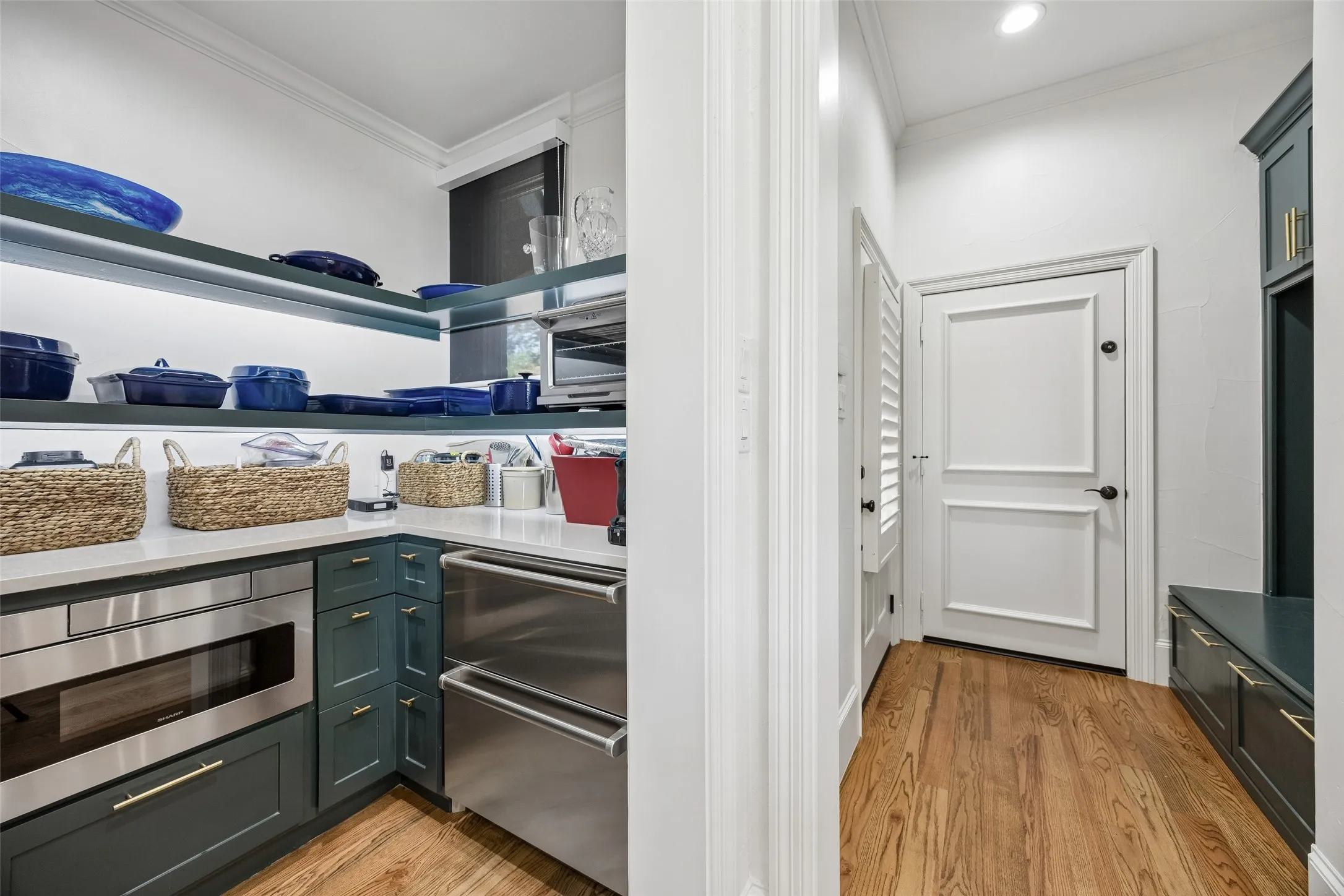 Single Family Residence For Sale in Dallas County , 6130 Lavendale Avenue, Dallas, Texas 75230, 5 Bedroom, 6 Bathroom, 3 Garage spaces, 5,872 Sqft, built in 2006, mls#21380258, Real Estate Agent in Dallas, Homes For Sale in Dallas county, Homes For Sale in Dallas, Realtor in Dallas Texas, Real Estate Brokerage Independent Realty Texas, Luminita Cordes Realtor