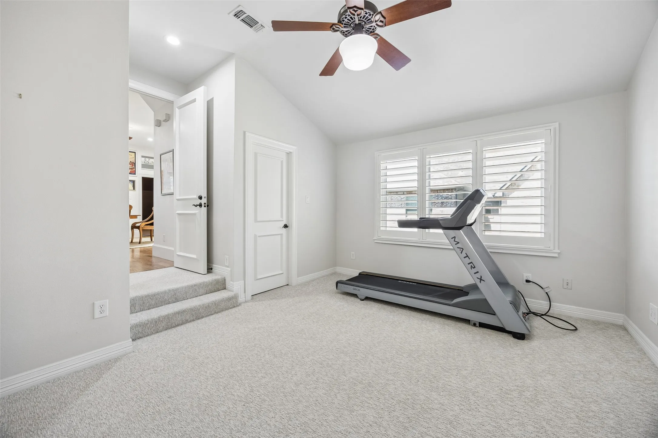 Single Family Residence For Sale in Dallas County , 6130 Lavendale Avenue, Dallas, Texas 75230, 5 Bedroom, 6 Bathroom, 3 Garage spaces, 5,872 Sqft, built in 2006, mls#21380258, Real Estate Agent in Dallas, Homes For Sale in Dallas county, Homes For Sale in Dallas, Realtor in Dallas Texas, Real Estate Brokerage Independent Realty Texas, Luminita Cordes Realtor