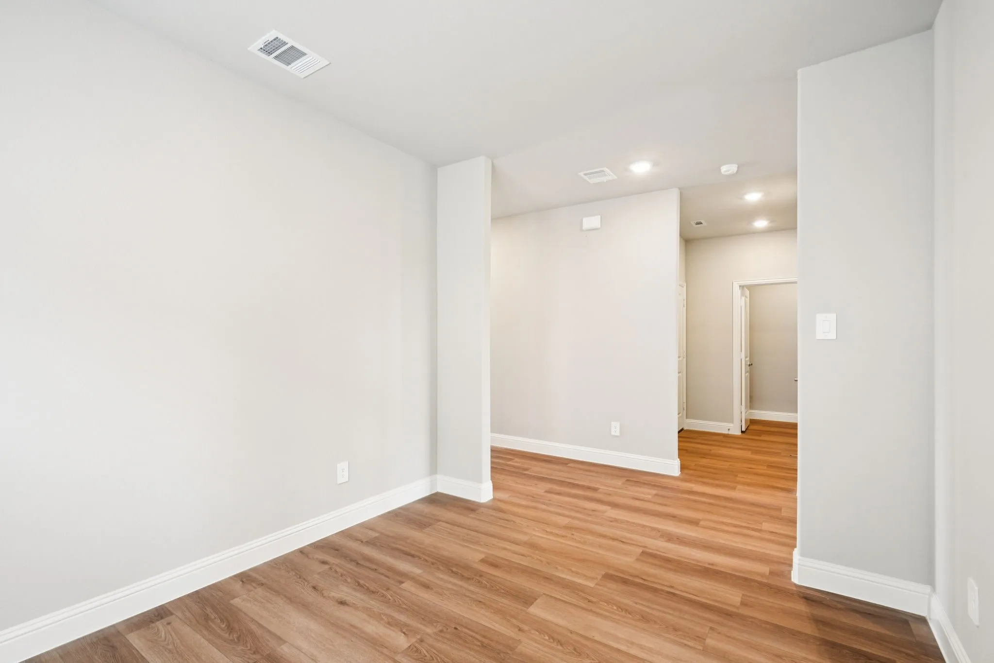 Photo is not of the actual home, but is an inspirational photo of builder’s model home and may depict options, furnishings, and/or decorator features that are not included.