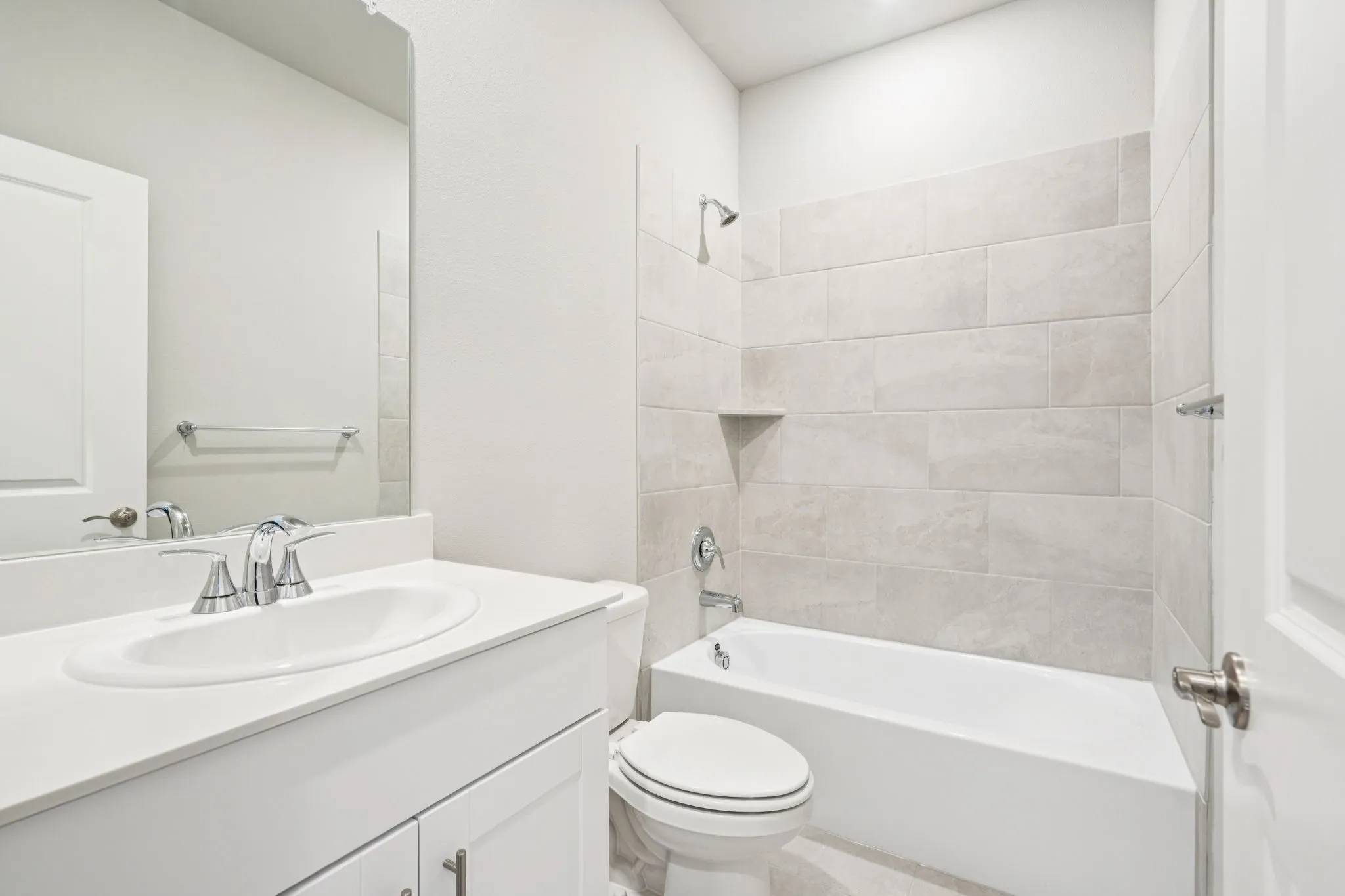 Photo is not of the actual home, but is an inspirational photo of builder’s model home and may depict options, furnishings, and/or decorator features that are not included.