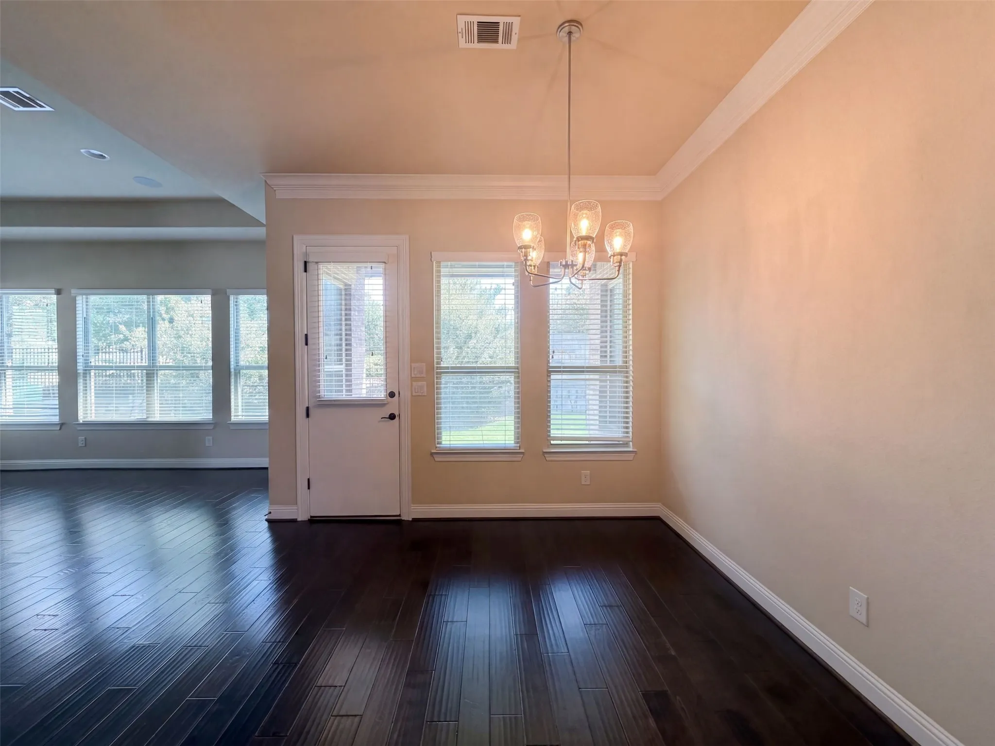 Single Family Residence For Sale in Denton County , 851 Yellowcress Drive, Prosper, Texas 75078, 4 Bedroom, 3 Bathroom, 2 Garage spaces, 2,966 Sqft, built in 2015, mls#21375526, Real Estate Agent in Prosper, Homes For Sale in Denton county, Homes For Sale in Prosper, Realtor in Prosper Texas, Real Estate Brokerage Independent Realty Texas, Luminita Cordes Realtor
