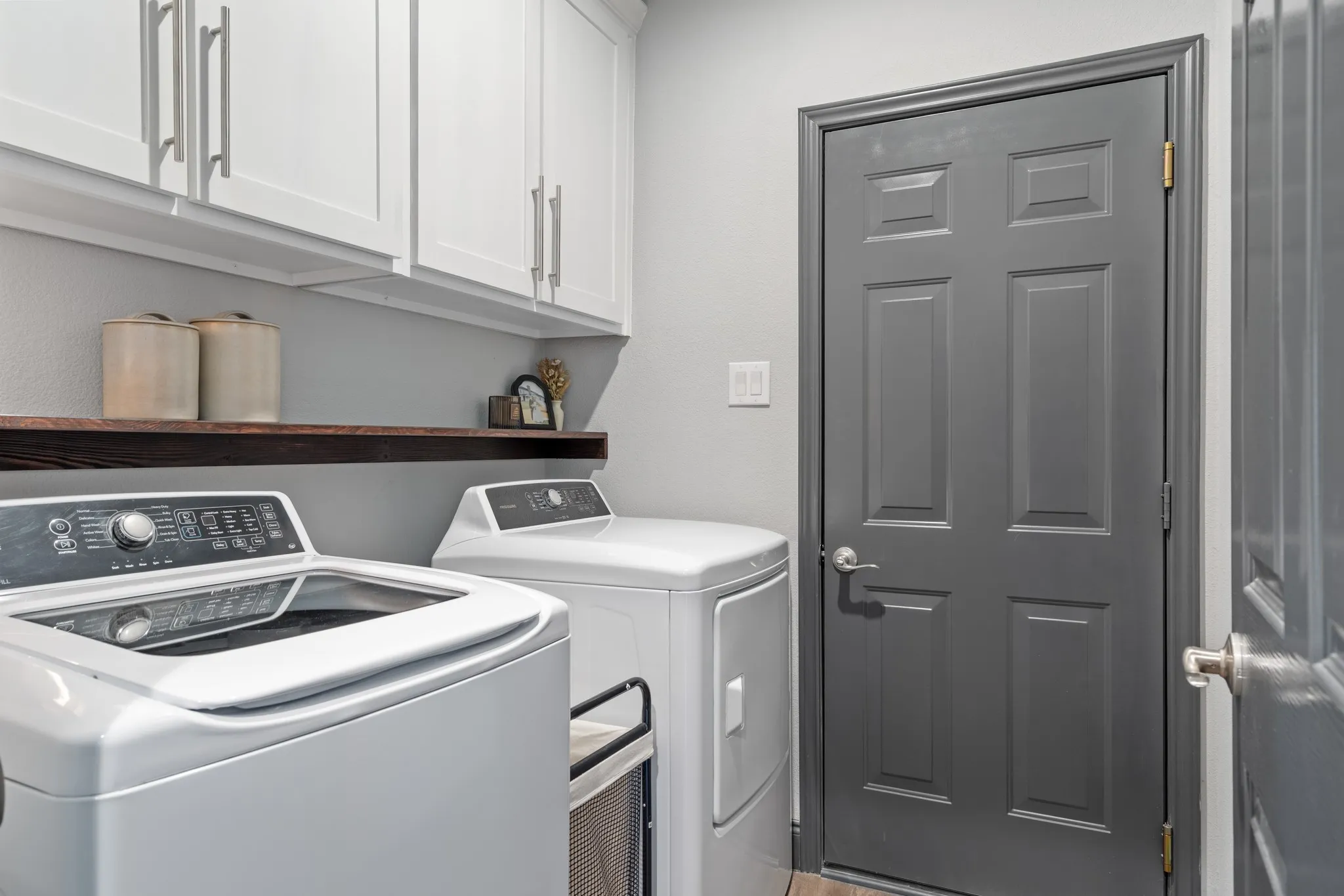 Single Family Residence For Sale in Hunt County , 7565 Caddo Creek Road, Quinlan, Texas 75474, 4 Bedroom, 3 Bathroom, 2 Garage spaces, 2,502 Sqft, built in 2023, mls#21378460, Real Estate Agent in Quinlan, Homes For Sale in Hunt county, Homes For Sale in Quinlan, Realtor in Quinlan Texas, Real Estate Brokerage Independent Realty Texas, Luminita Cordes Realtor