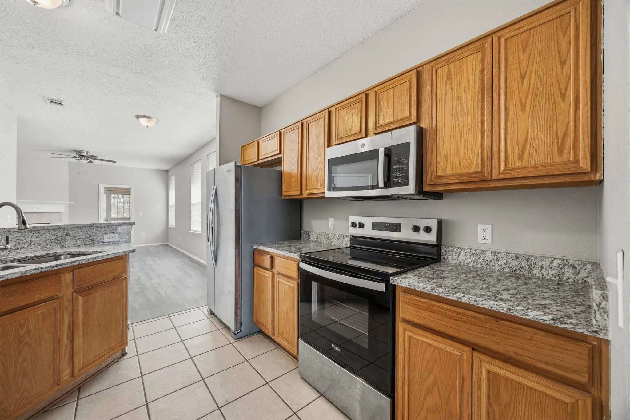 Single Family Residence For Sale in Collin County , 1409 E Brown Street, Wylie, Texas 75098, 3 Bedroom, 2 Bathroom, 2 Garage spaces, 1,389 Sqft, built in 1998, mls#21379779, Real Estate Agent in Wylie, Homes For Sale in Collin county, Homes For Sale in Wylie, Realtor in Wylie Texas, Real Estate Brokerage Independent Realty Texas, Luminita Cordes Realtor