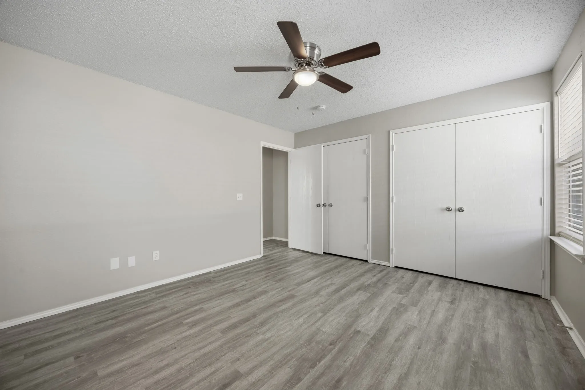 Single Family Residence For Sale in Collin County , 1409 E Brown Street, Wylie, Texas 75098, 3 Bedroom, 2 Bathroom, 2 Garage spaces, 1,389 Sqft, built in 1998, mls#21379779, Real Estate Agent in Wylie, Homes For Sale in Collin county, Homes For Sale in Wylie, Realtor in Wylie Texas, Real Estate Brokerage Independent Realty Texas, Luminita Cordes Realtor