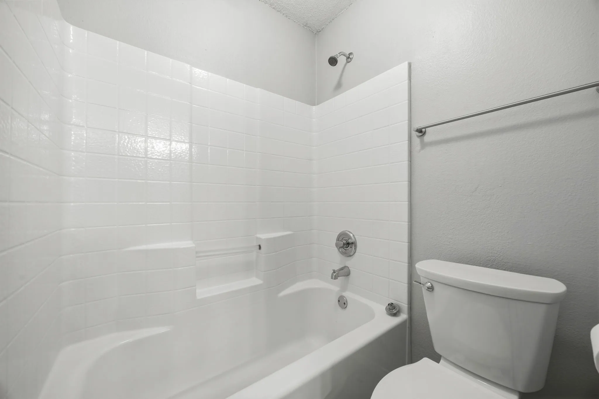 Single Family Residence For Sale in Collin County , 1409 E Brown Street, Wylie, Texas 75098, 3 Bedroom, 2 Bathroom, 2 Garage spaces, 1,389 Sqft, built in 1998, mls#21379779, Real Estate Agent in Wylie, Homes For Sale in Collin county, Homes For Sale in Wylie, Realtor in Wylie Texas, Real Estate Brokerage Independent Realty Texas, Luminita Cordes Realtor
