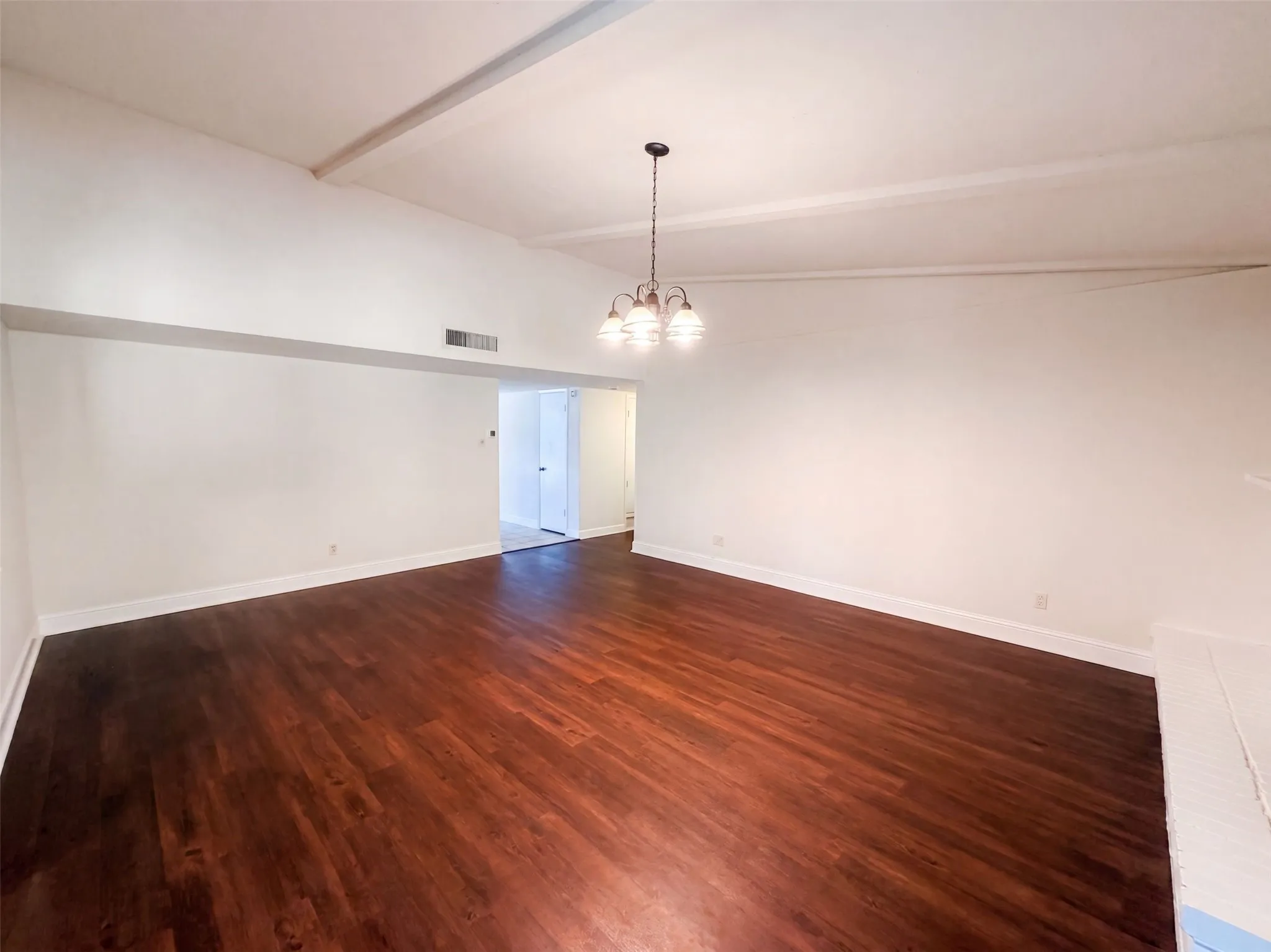 Single Family Residence For Sale in Dallas County , 2602 Emberwood Drive, Garland, Texas 75043, 3 Bedroom, 2 Bathroom, 2 Garage spaces, 1,934 Sqft, built in 1976, mls#21374334, Real Estate Agent in Garland, Homes For Sale in Dallas county, Homes For Sale in Garland, Realtor in Garland Texas, Real Estate Brokerage Independent Realty Texas, Luminita Cordes Realtor