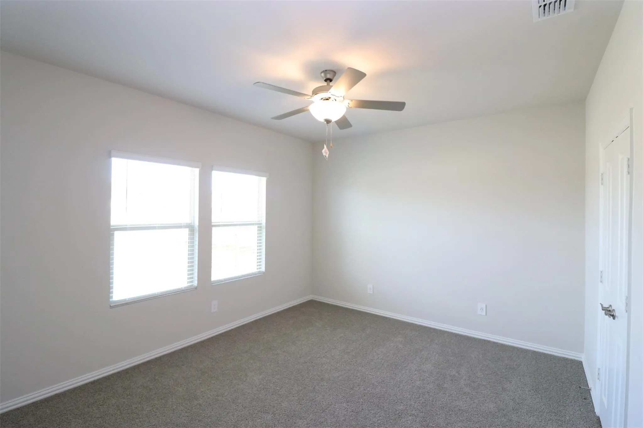 Single Family Residence For Rent in Collin County , 416 Honeyhill Drive, Princeton, Texas 75071, 3 Bedroom, 2 Bathroom, 2 Garage spaces, 1,552 Sqft, built in 2024, mls#21377369, Real Estate Agent in Princeton, Homes For Rent in Collin county, Homes For Rent in Princeton, Realtor in Princeton Texas, Real Estate Brokerage Independent Realty Texas, Luminita Cordes Realtor