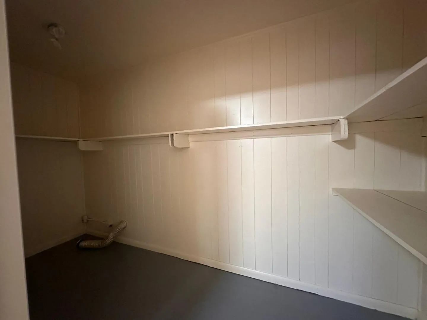 Single Family Residence For Rent in Brown County , 1015 Avenue K, Brownwood, Texas 76801, 3 Bedroom, 1 Bathroom, Garage spaces, 1,209 Sqft, built in 1960, mls#21380714, Real Estate Agent in Brownwood, Homes For Rent in Brown county, Homes For Rent in Brownwood, Realtor in Brownwood Texas, Real Estate Brokerage Independent Realty Texas, Luminita Cordes Realtor