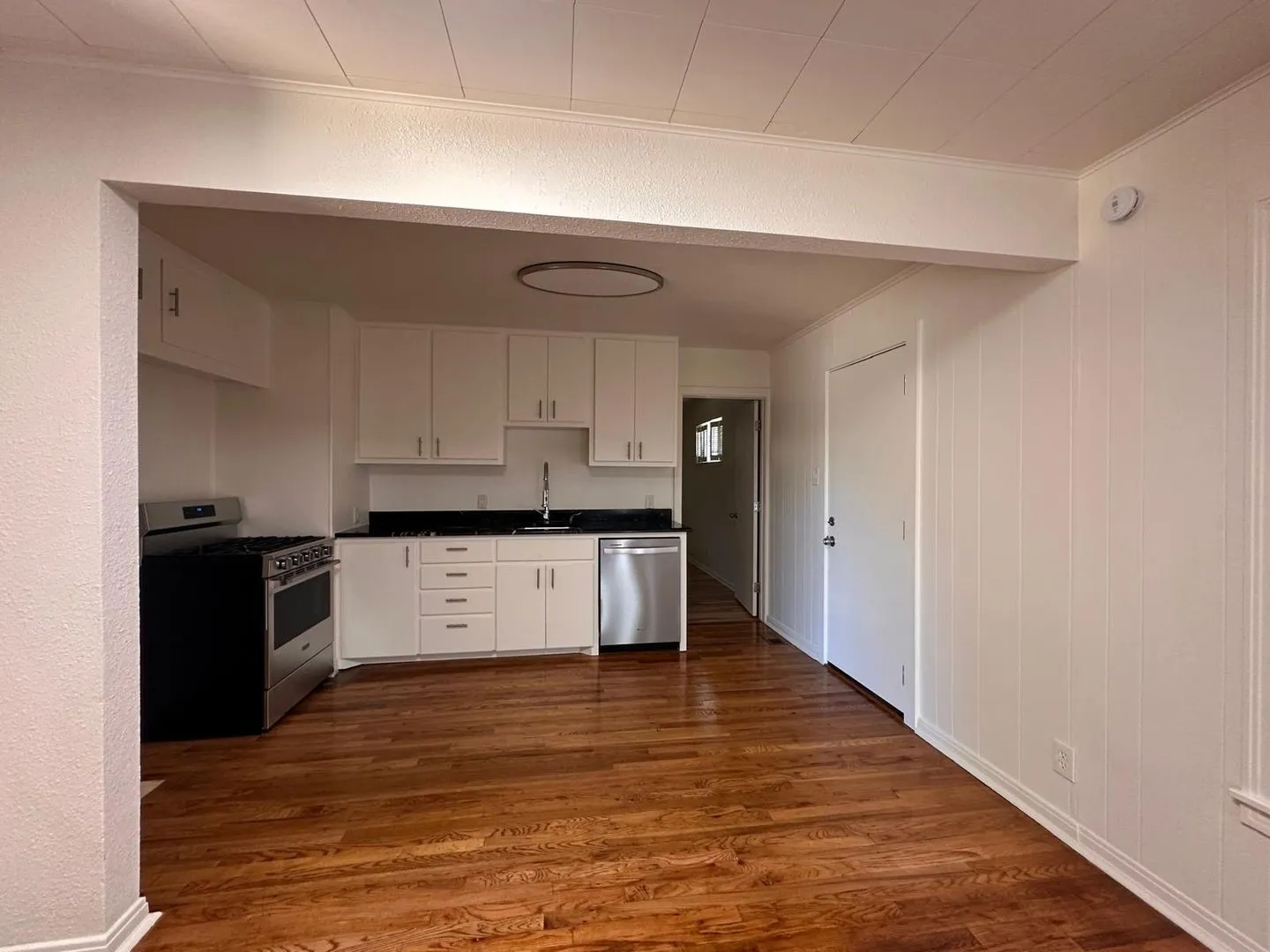 Single Family Residence For Rent in Brown County , 1015 Avenue K, Brownwood, Texas 76801, 3 Bedroom, 1 Bathroom, Garage spaces, 1,209 Sqft, built in 1960, mls#21380714, Real Estate Agent in Brownwood, Homes For Rent in Brown county, Homes For Rent in Brownwood, Realtor in Brownwood Texas, Real Estate Brokerage Independent Realty Texas, Luminita Cordes Realtor
