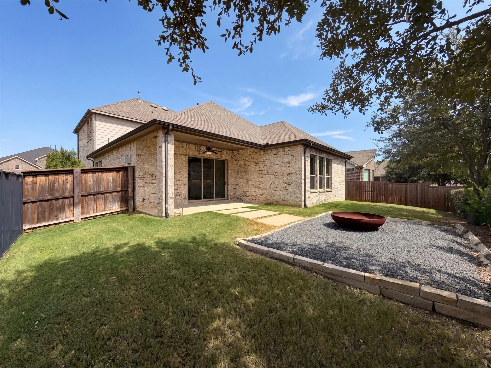 Single Family Residence For Sale in Denton County , 11509 Misty Ridge Drive, Flower Mound, Texas 76262, 4 Bedroom, 5 Bathroom, 2 Garage spaces, 2,925 Sqft, built in 2017, mls#21373941, Real Estate Agent in Flower Mound, Homes For Sale in Denton county, Homes For Sale in Flower Mound, Realtor in Flower Mound Texas, Real Estate Brokerage Independent Realty Texas, Luminita Cordes Realtor