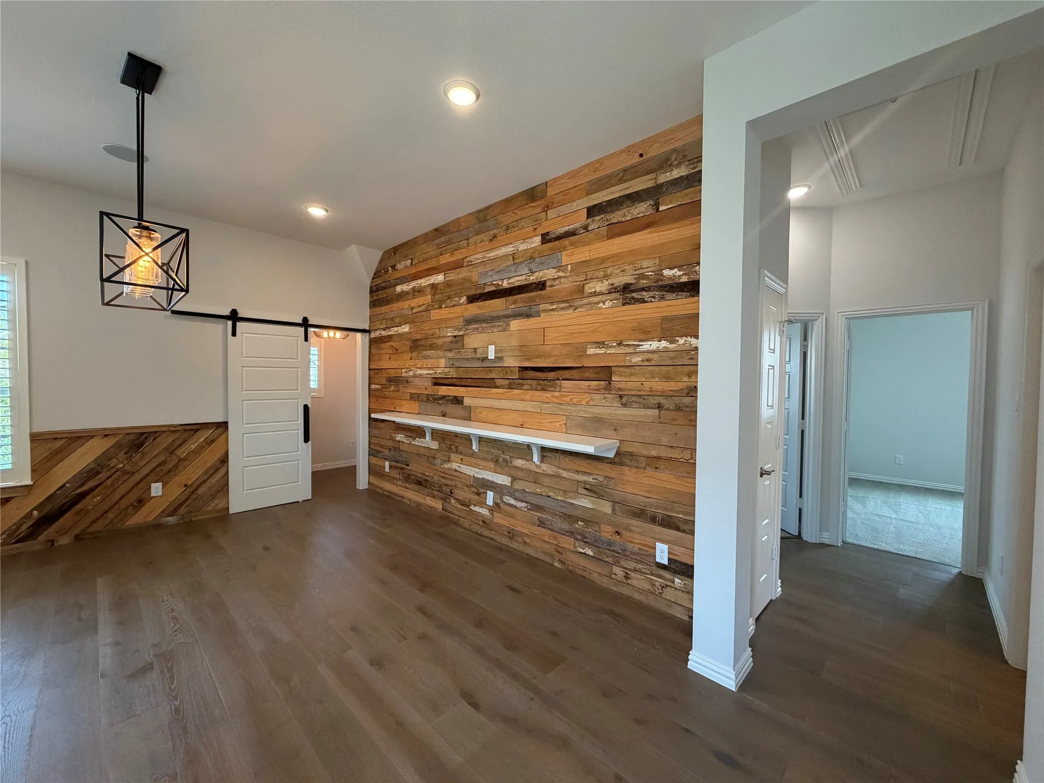 Single Family Residence For Sale in Denton County , 11509 Misty Ridge Drive, Flower Mound, Texas 76262, 4 Bedroom, 5 Bathroom, 2 Garage spaces, 2,925 Sqft, built in 2017, mls#21373941, Real Estate Agent in Flower Mound, Homes For Sale in Denton county, Homes For Sale in Flower Mound, Realtor in Flower Mound Texas, Real Estate Brokerage Independent Realty Texas, Luminita Cordes Realtor