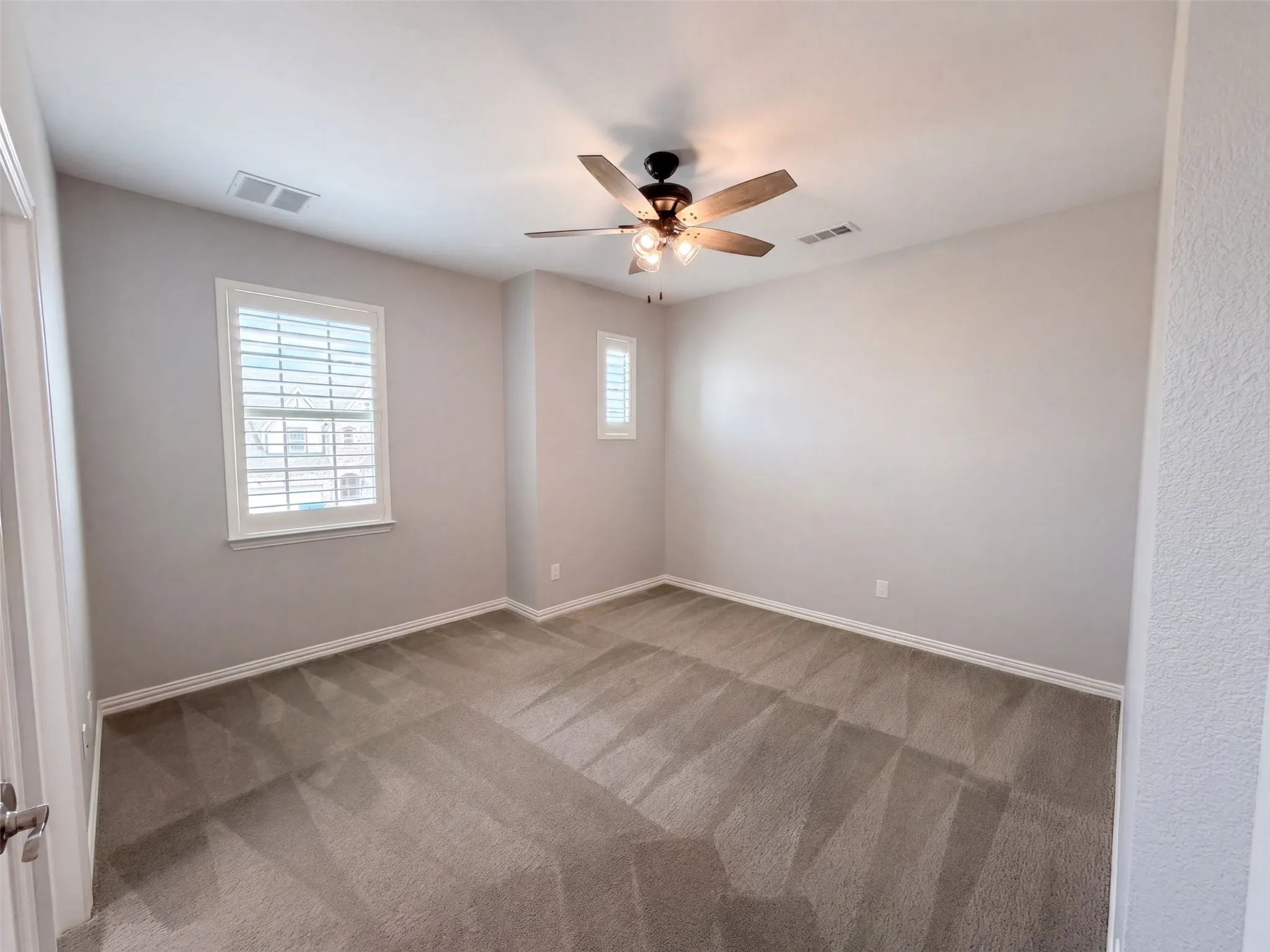 Single Family Residence For Sale in Denton County , 11509 Misty Ridge Drive, Flower Mound, Texas 76262, 4 Bedroom, 5 Bathroom, 2 Garage spaces, 2,925 Sqft, built in 2017, mls#21373941, Real Estate Agent in Flower Mound, Homes For Sale in Denton county, Homes For Sale in Flower Mound, Realtor in Flower Mound Texas, Real Estate Brokerage Independent Realty Texas, Luminita Cordes Realtor
