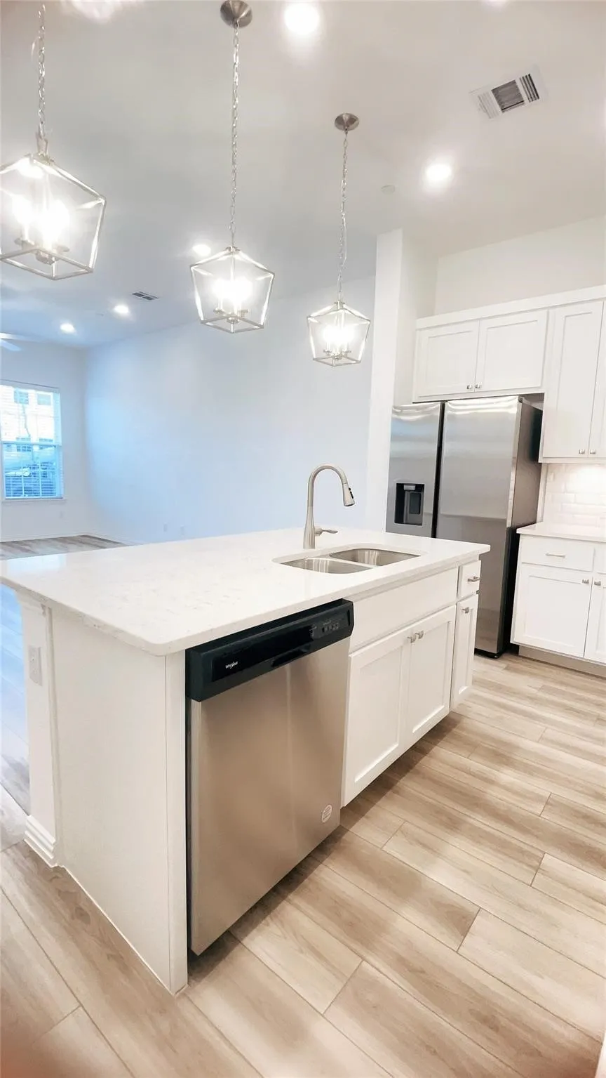 Townhouse For Rent in Collin County , 2233 Adena Springs Drive, Allen, Texas 75013, 3 Bedroom, 3 Bathroom, 2 Garage spaces, 1,672 Sqft, built in 2022, mls#21380737, Real Estate Agent in Allen, Homes For Rent in Collin county, Homes For Rent in Allen, Realtor in Allen Texas, Real Estate Brokerage Independent Realty Texas, Luminita Cordes Realtor