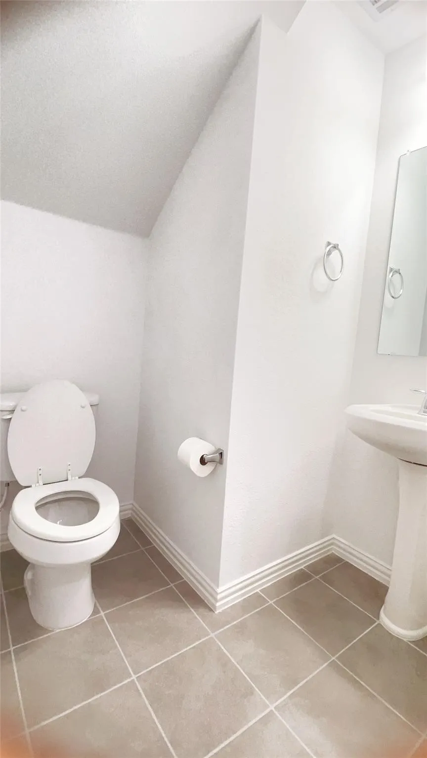 Townhouse For Rent in Collin County , 2233 Adena Springs Drive, Allen, Texas 75013, 3 Bedroom, 3 Bathroom, 2 Garage spaces, 1,672 Sqft, built in 2022, mls#21380737, Real Estate Agent in Allen, Homes For Rent in Collin county, Homes For Rent in Allen, Realtor in Allen Texas, Real Estate Brokerage Independent Realty Texas, Luminita Cordes Realtor