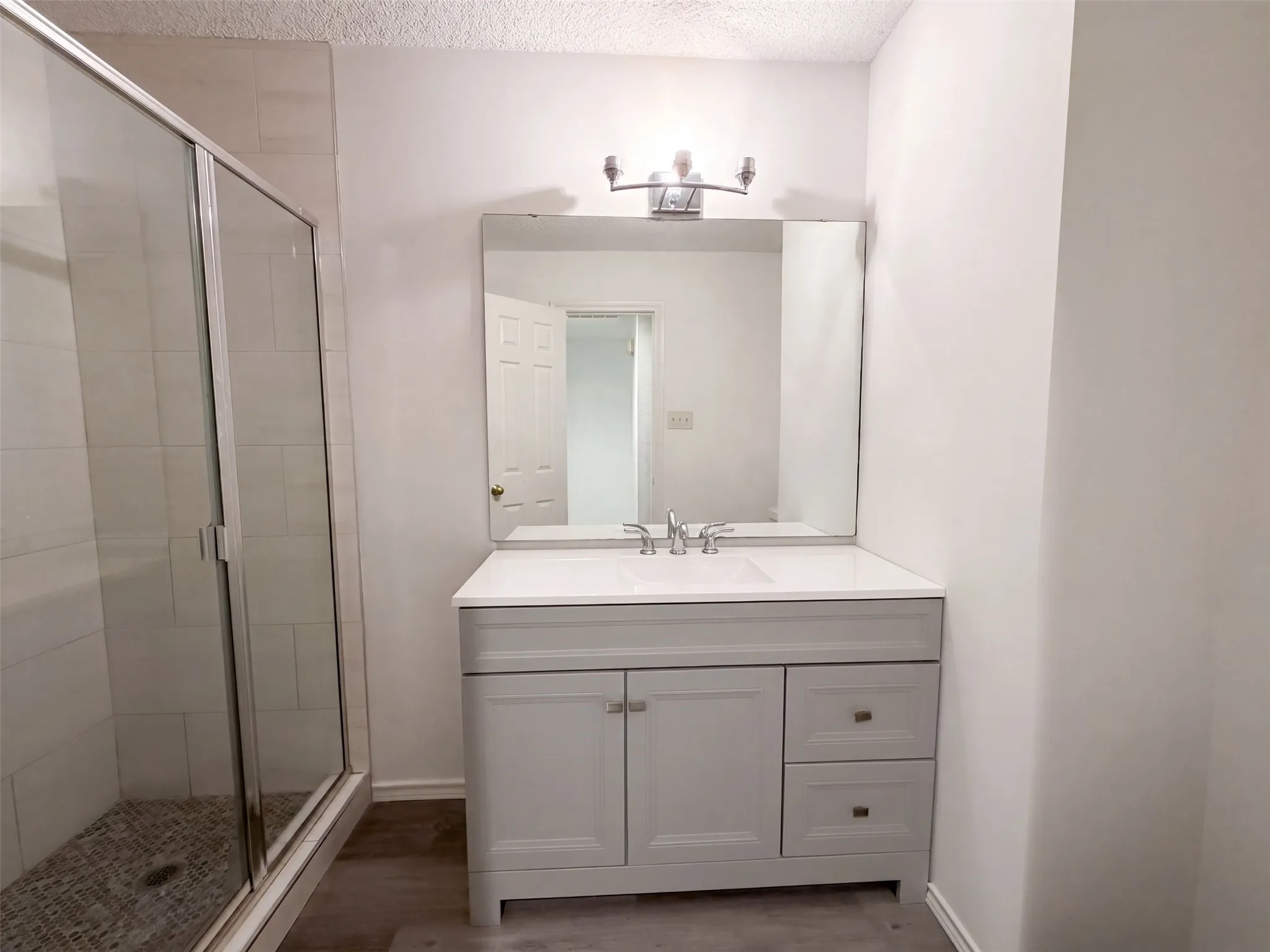 Townhouse For Sale in Tarrant County , 5836 Westhaven Drive B, Fort Worth, Texas 76132, 2 Bedroom, 2 Bathroom, 2 Garage spaces, 1,290 Sqft, built in 1986, mls#21373897, Real Estate Agent in Fort Worth, Homes For Sale in Tarrant county, Homes For Sale in Fort Worth, Realtor in Fort Worth Texas, Real Estate Brokerage Independent Realty Texas, Luminita Cordes Realtor