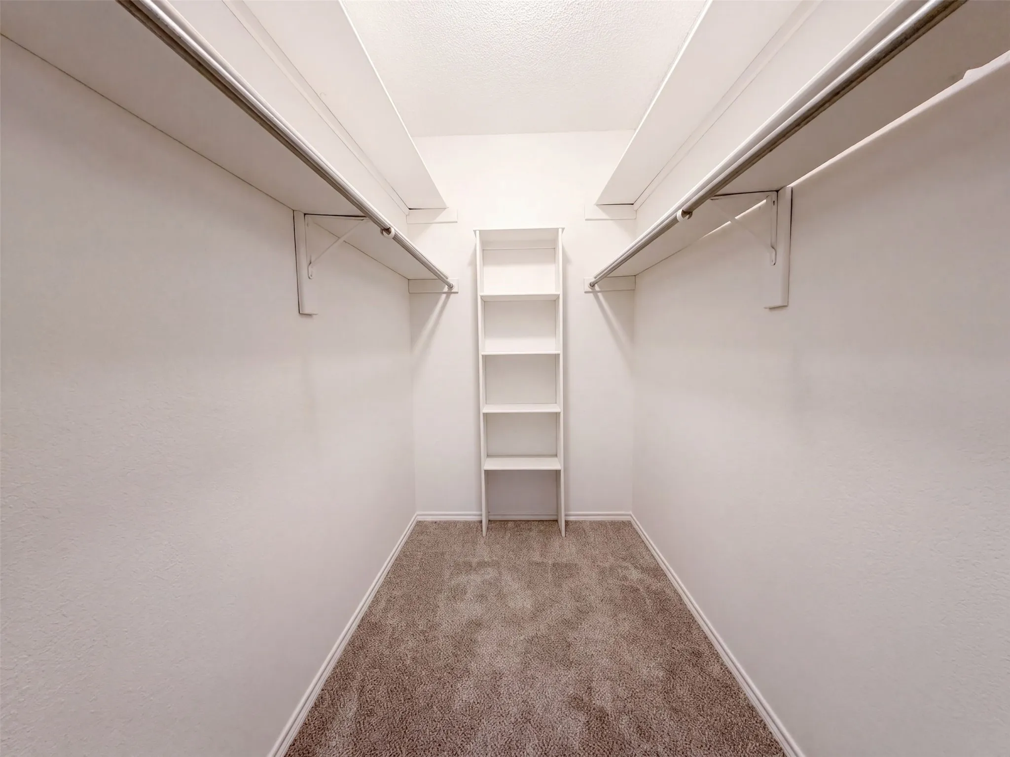 Townhouse For Sale in Tarrant County , 5836 Westhaven Drive B, Fort Worth, Texas 76132, 2 Bedroom, 2 Bathroom, 2 Garage spaces, 1,290 Sqft, built in 1986, mls#21373897, Real Estate Agent in Fort Worth, Homes For Sale in Tarrant county, Homes For Sale in Fort Worth, Realtor in Fort Worth Texas, Real Estate Brokerage Independent Realty Texas, Luminita Cordes Realtor