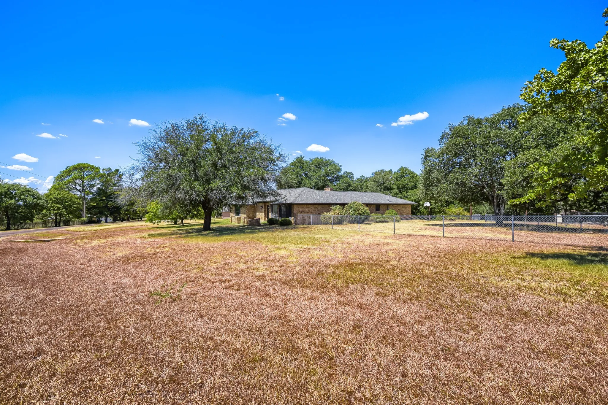 Single Family Residence For Sale in Johnson County , 2185 Jana Lane, Burleson, Texas 76028, 4 Bedroom, 3 Bathroom, 2 Garage spaces, 2,247 Sqft, built in 1976, mls#21195074, Real Estate Agent in Burleson, Homes For Sale in Johnson county, Homes For Sale in Burleson, Realtor in Burleson Texas, Real Estate Brokerage Independent Realty Texas, Luminita Cordes Realtor