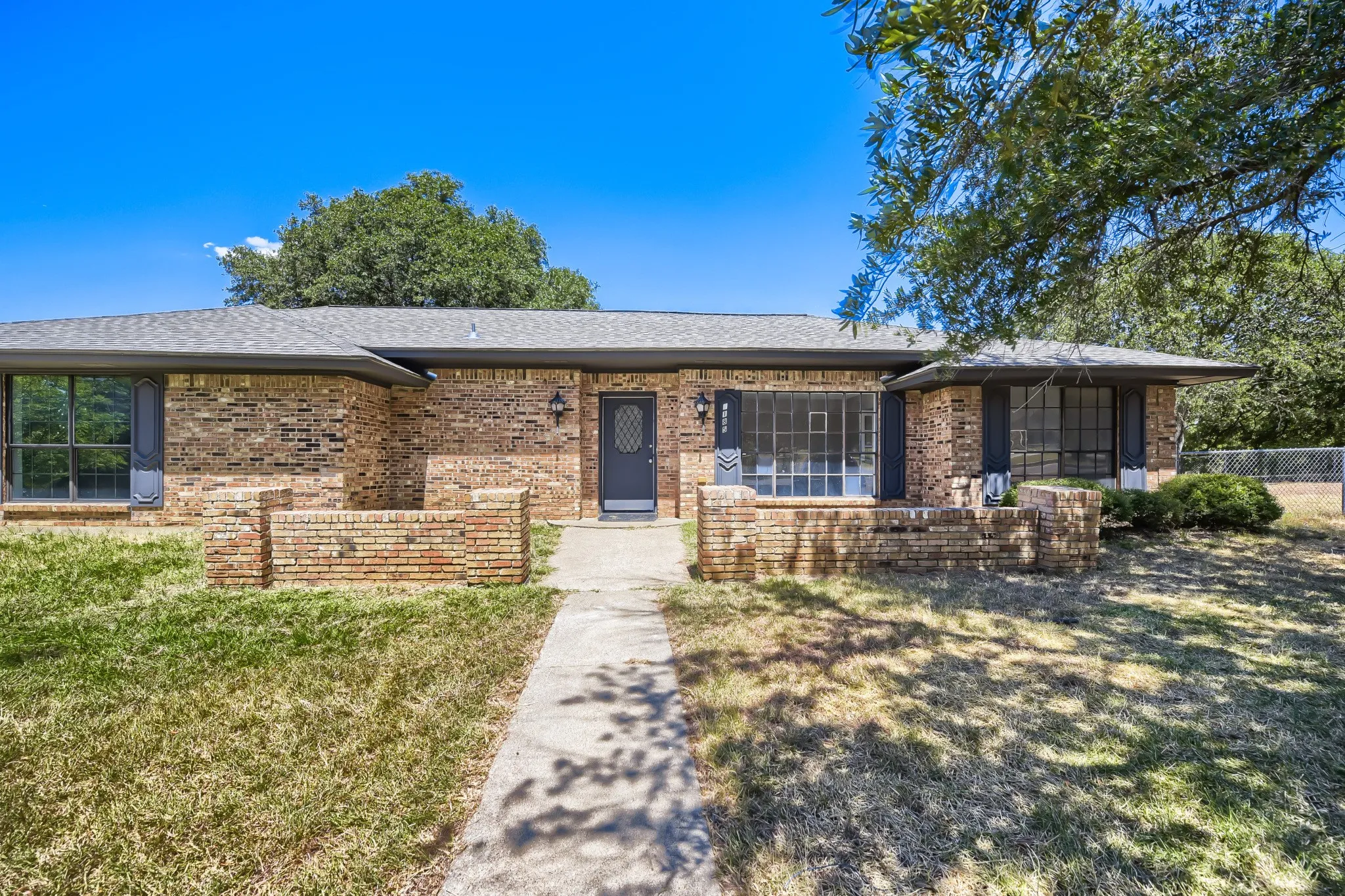 Single Family Residence For Sale in Johnson County , 2185 Jana Lane, Burleson, Texas 76028, 4 Bedroom, 3 Bathroom, 2 Garage spaces, 2,247 Sqft, built in 1976, mls#21195074, Real Estate Agent in Burleson, Homes For Sale in Johnson county, Homes For Sale in Burleson, Realtor in Burleson Texas, Real Estate Brokerage Independent Realty Texas, Luminita Cordes Realtor