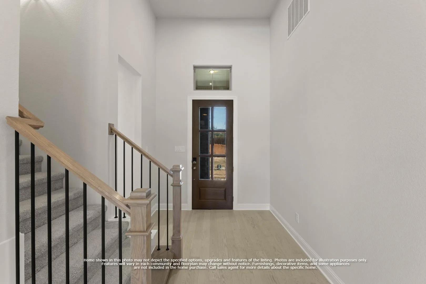 6_4617 Nomad-Entry-1
