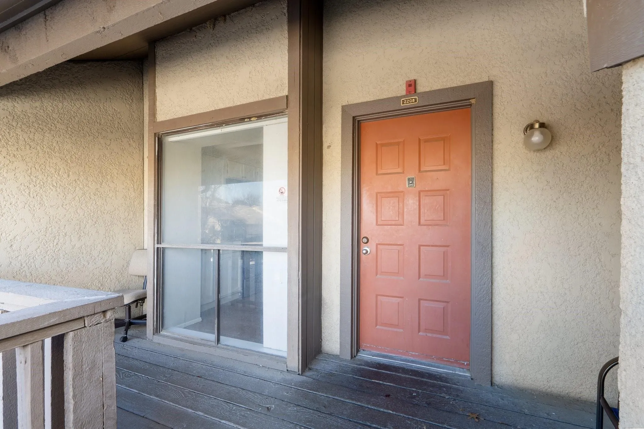 Condominium For Sale in Dallas County , 4533 N O Connor Road 2208, Irving, Texas 75062, 3 Bedroom, 3 Bathroom, Garage spaces, 1,438 Sqft, built in 1975, mls#21379029, Real Estate Agent in Irving, Homes For Sale in Dallas county, Homes For Sale in Irving, Realtor in Irving Texas, Real Estate Brokerage Independent Realty Texas, Luminita Cordes Realtor