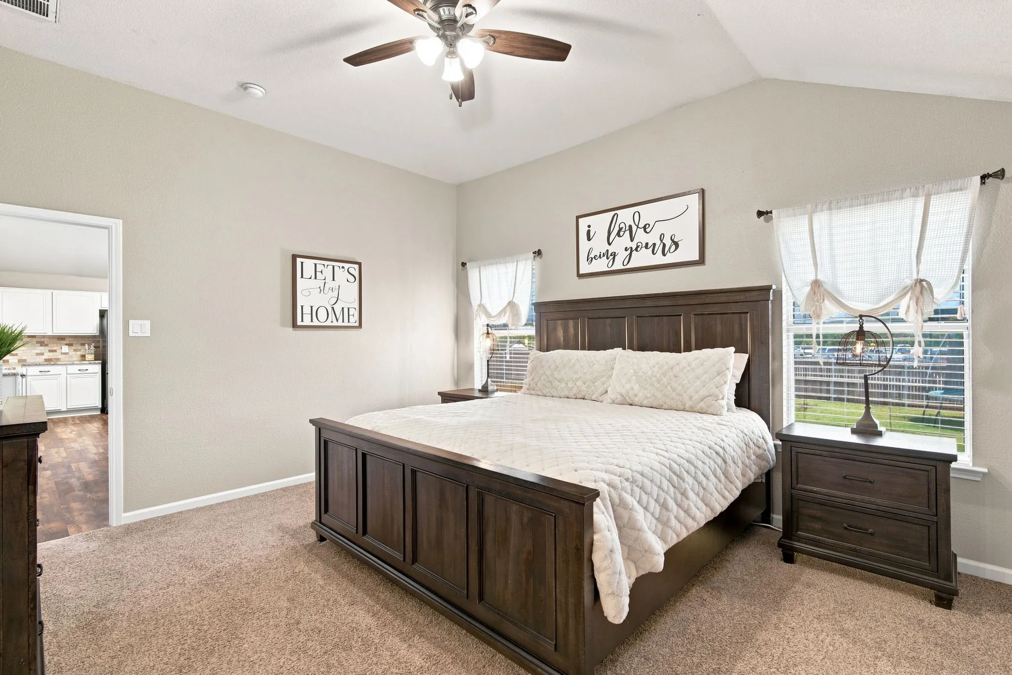 Single Family Residence For Sale in Parker County , 117 Timber Cross Court, Azle, Texas 76020, 4 Bedroom, 2 Bathroom, 2 Garage spaces, 1,744 Sqft, built in 2003, mls#21380649, Real Estate Agent in Azle, Homes For Sale in Parker county, Homes For Sale in Azle, Realtor in Azle Texas, Real Estate Brokerage Independent Realty Texas, Luminita Cordes Realtor