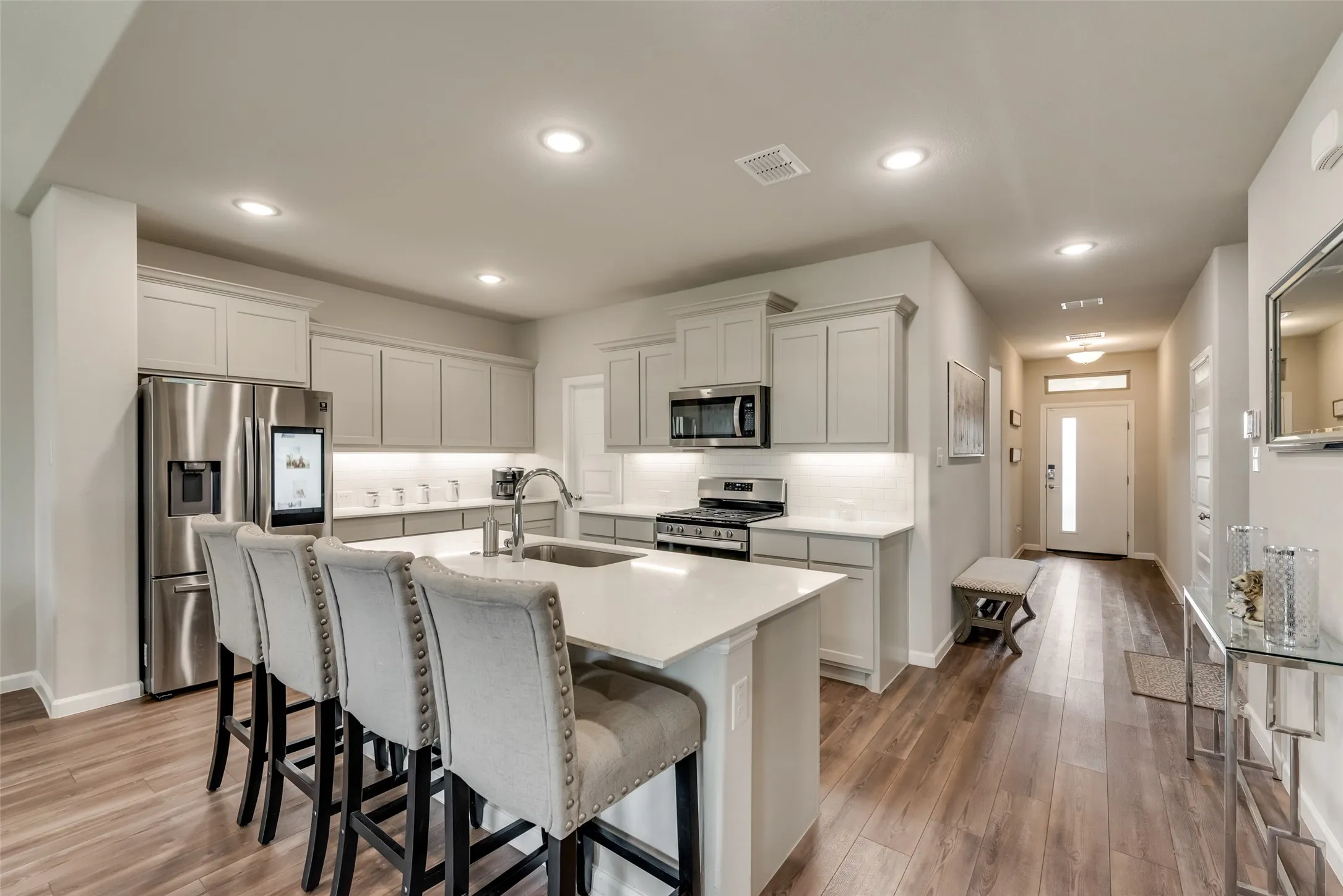 Single Family Residence For Rent in Kaufman County , 529 Ardsley Lane, Forney, Texas 75126, 5 Bedroom, 3 Bathroom, 2 Garage spaces, 2,678 Sqft, built in 2021, mls#21380748, Real Estate Agent in Forney, Homes For Rent in Kaufman county, Homes For Rent in Forney, Realtor in Forney Texas, Real Estate Brokerage Independent Realty Texas, Luminita Cordes Realtor