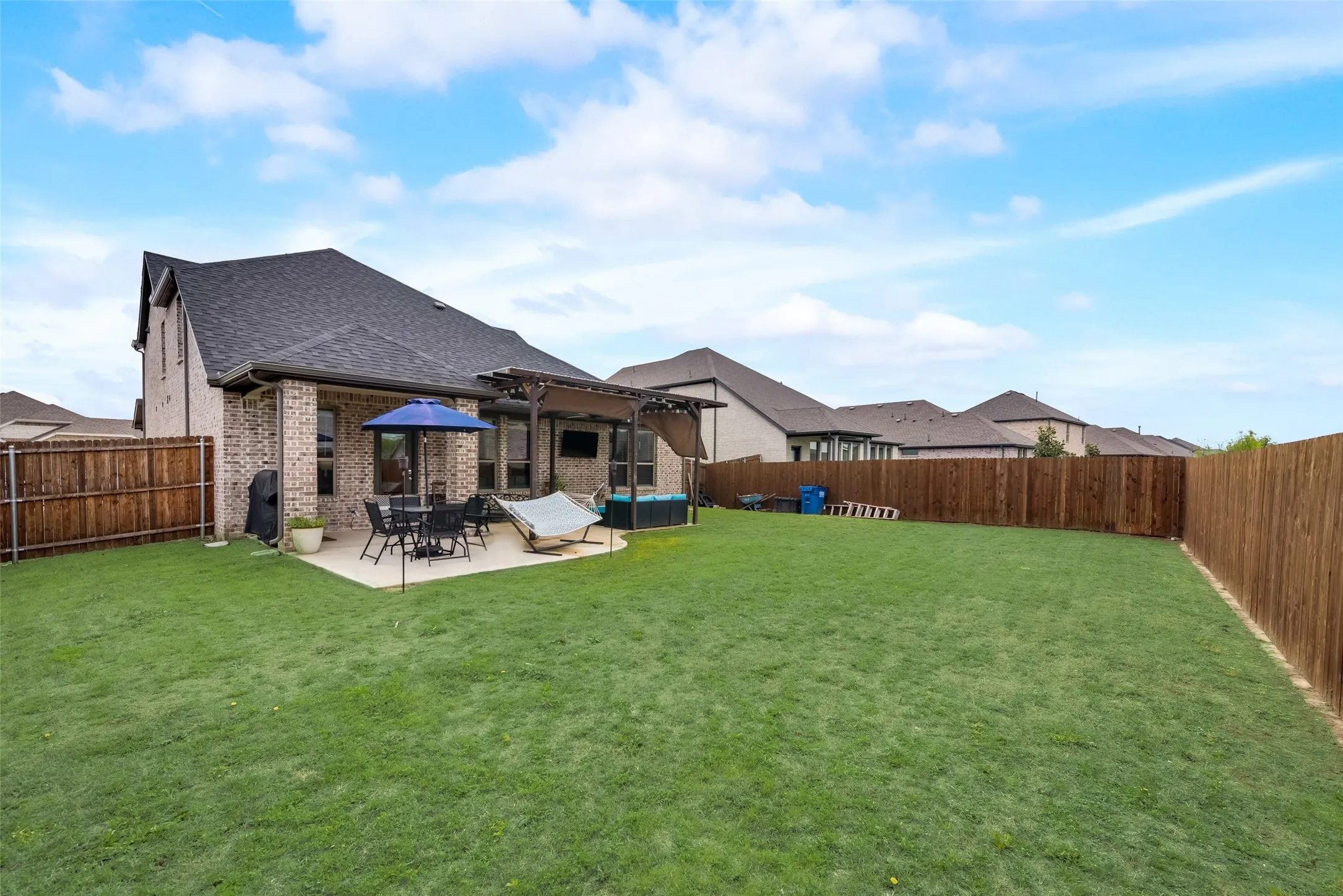 Single Family Residence For Rent in Kaufman County , 529 Ardsley Lane, Forney, Texas 75126, 5 Bedroom, 3 Bathroom, 2 Garage spaces, 2,678 Sqft, built in 2021, mls#21380748, Real Estate Agent in Forney, Homes For Rent in Kaufman county, Homes For Rent in Forney, Realtor in Forney Texas, Real Estate Brokerage Independent Realty Texas, Luminita Cordes Realtor
