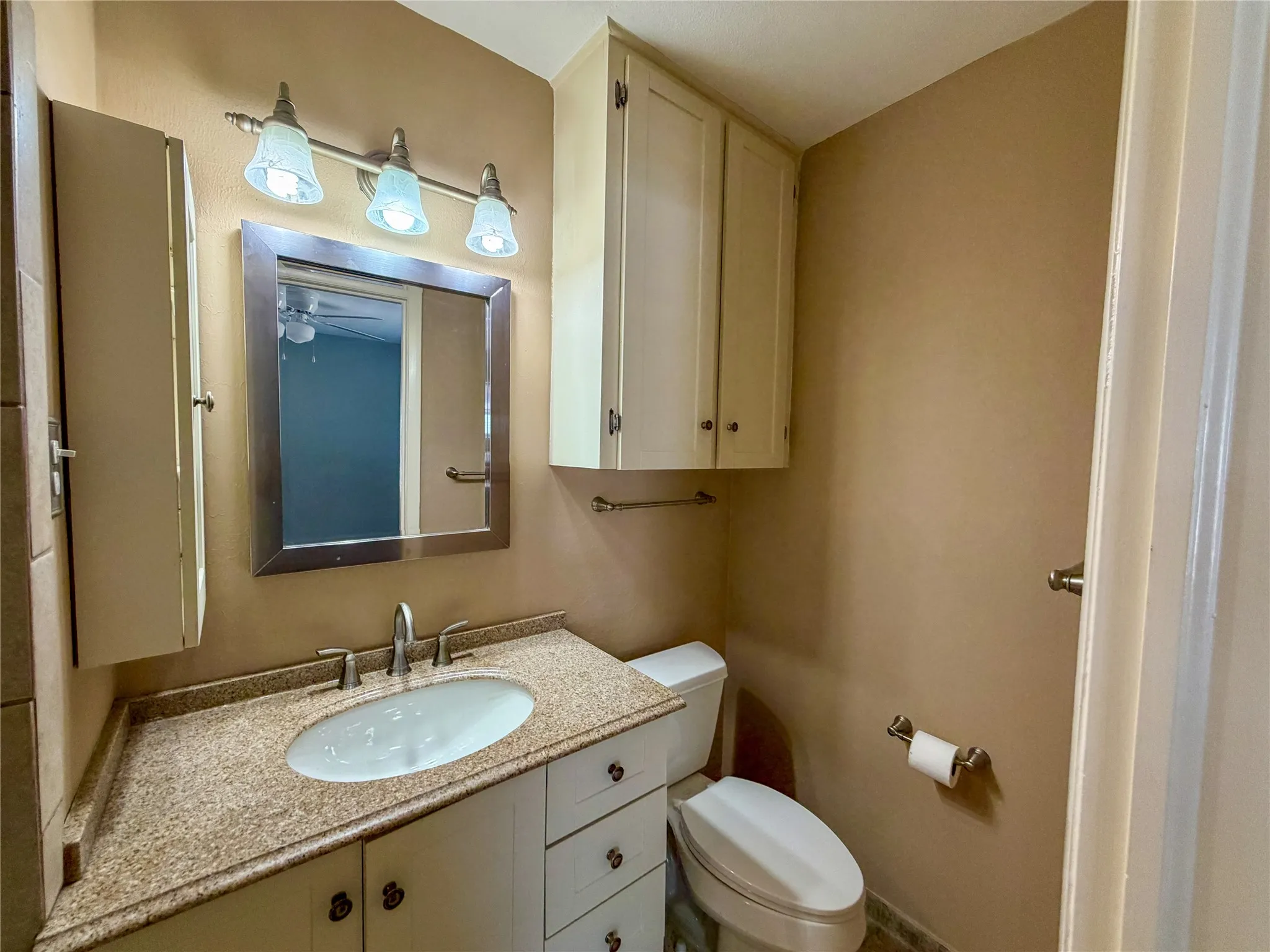 Single Family Residence For Rent in Dallas County , 1302 Patricia Lane, Garland, Texas 75042, 4 Bedroom, 4 Bathroom, 2 Garage spaces, 2,600 Sqft, built in 1959, mls#21380593, Real Estate Agent in Garland, Homes For Rent in Dallas county, Homes For Rent in Garland, Realtor in Garland Texas, Real Estate Brokerage Independent Realty Texas, Luminita Cordes Realtor