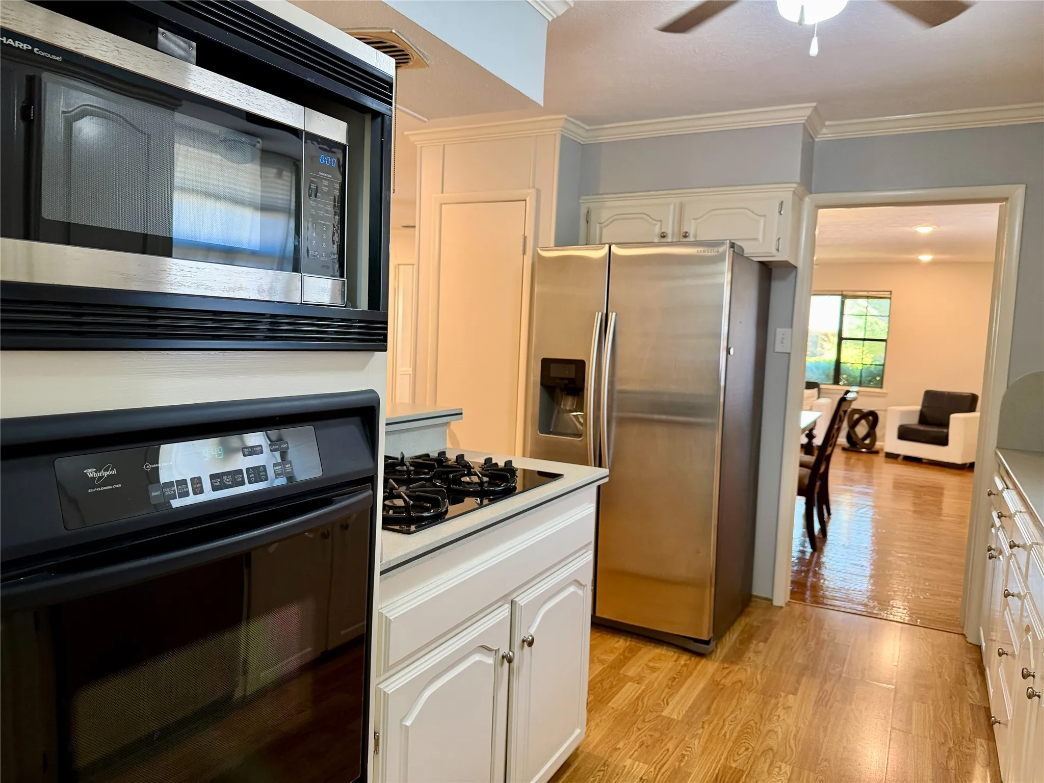 Single Family Residence For Rent in Dallas County , 1302 Patricia Lane, Garland, Texas 75042, 4 Bedroom, 4 Bathroom, 2 Garage spaces, 2,600 Sqft, built in 1959, mls#21380593, Real Estate Agent in Garland, Homes For Rent in Dallas county, Homes For Rent in Garland, Realtor in Garland Texas, Real Estate Brokerage Independent Realty Texas, Luminita Cordes Realtor