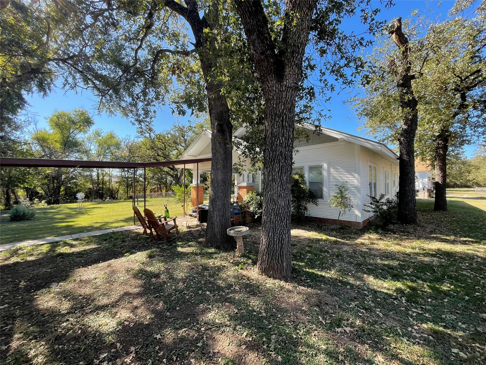 Business For Sale in Palo Pinto County , 13822 Fm4, Santo, Texas 76472, 0, 0, Garage spaces, 0 Sqft, built in 1940, mls#21380747, Real Estate Agent in Santo, Homes For Sale in Palo Pinto county, Homes For Sale in Santo, Realtor in Santo Texas, Real Estate Brokerage Independent Realty Texas, Luminita Cordes Realtor