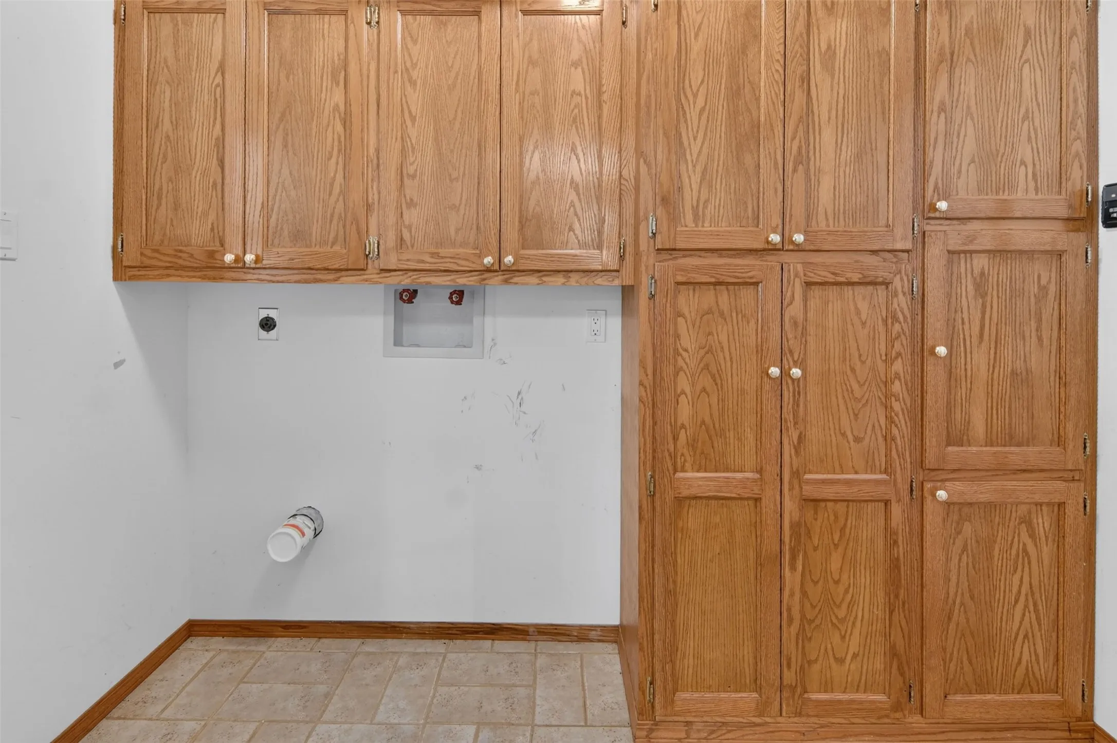 Single Family Residence For Sale in Rains County , 1189 RSCR 3325, Emory, Texas 75440, 3 Bedroom, 3 Bathroom, 2 Garage spaces, 1,532 Sqft, built in 1996, mls#21380763, Real Estate Agent in Emory, Homes For Sale in Rains county, Homes For Sale in Emory, Realtor in Emory Texas, Real Estate Brokerage Independent Realty Texas, Luminita Cordes Realtor
