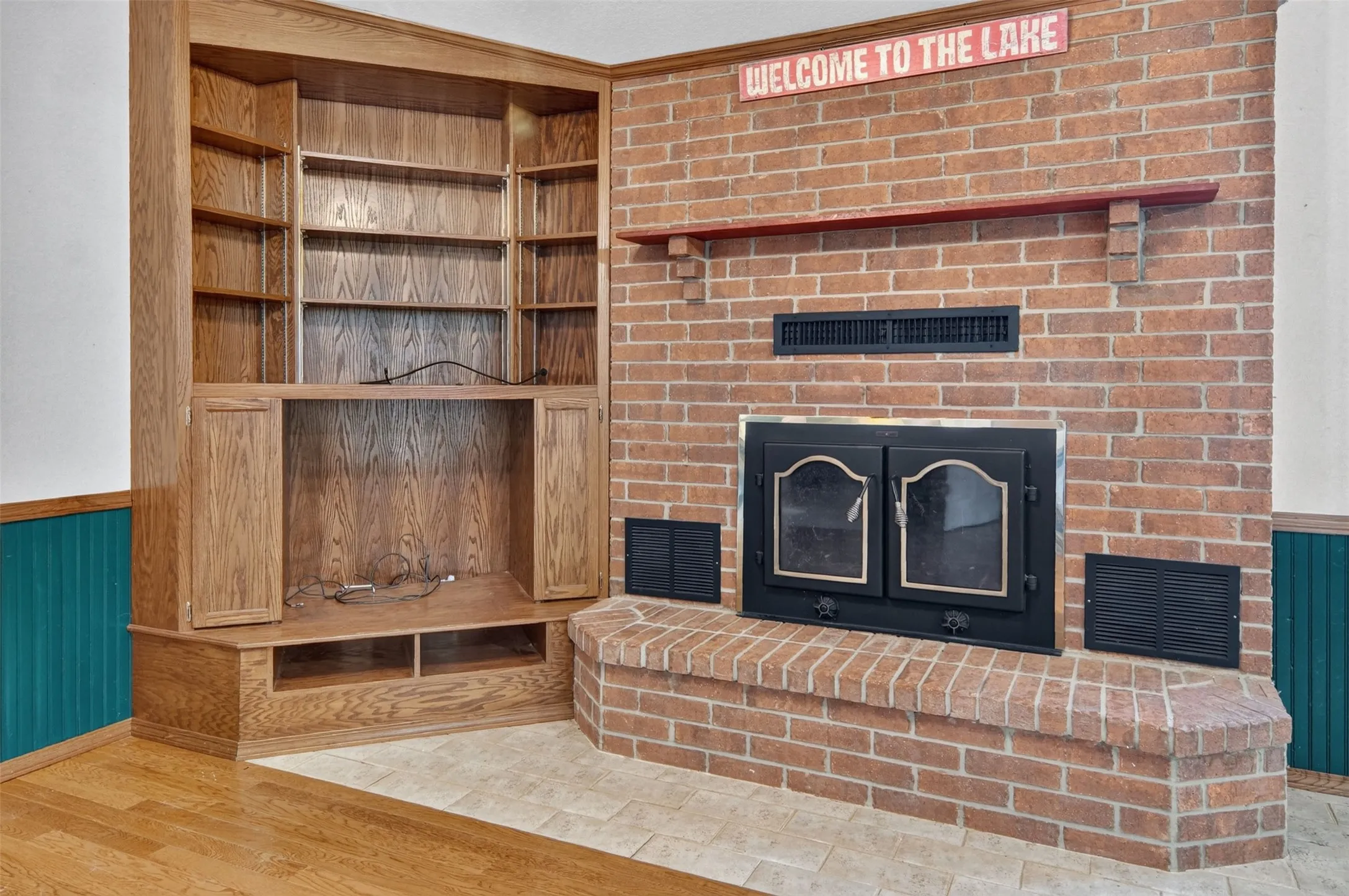 Single Family Residence For Sale in Rains County , 1189 RSCR 3325, Emory, Texas 75440, 3 Bedroom, 3 Bathroom, 2 Garage spaces, 1,532 Sqft, built in 1996, mls#21380763, Real Estate Agent in Emory, Homes For Sale in Rains county, Homes For Sale in Emory, Realtor in Emory Texas, Real Estate Brokerage Independent Realty Texas, Luminita Cordes Realtor